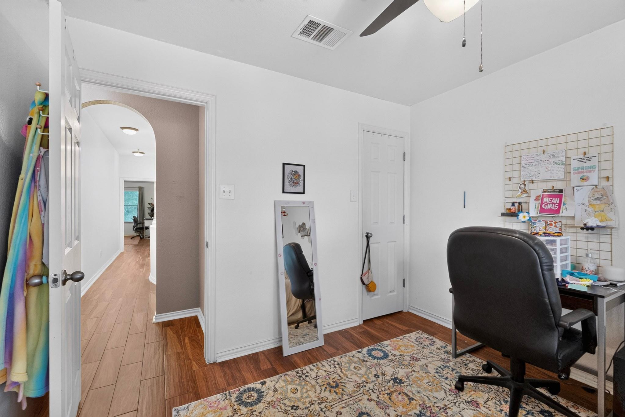 2400 White Stallion Way Property Photo 24