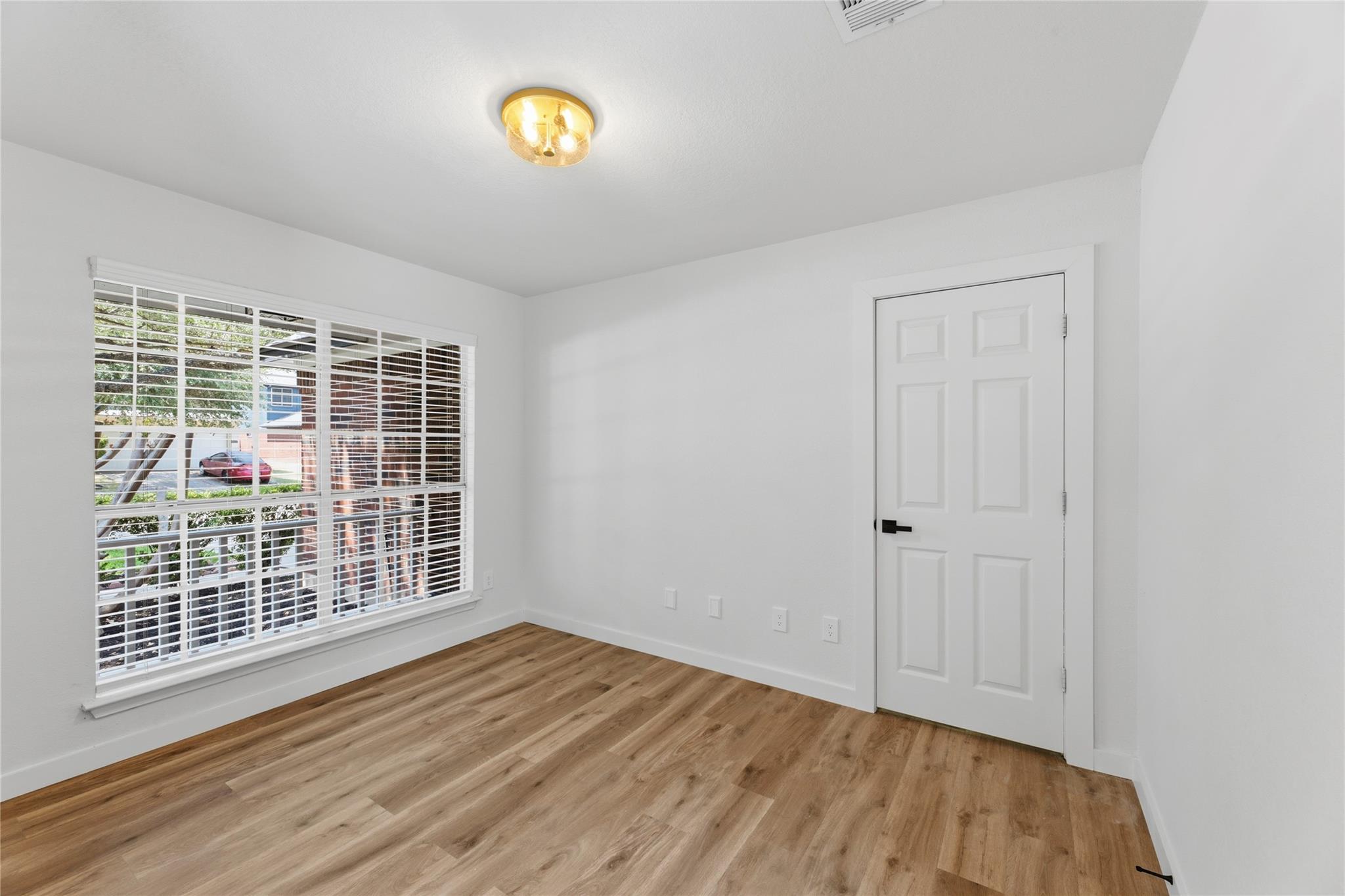 3412 Texas Topaz Dr Property Photo 6
