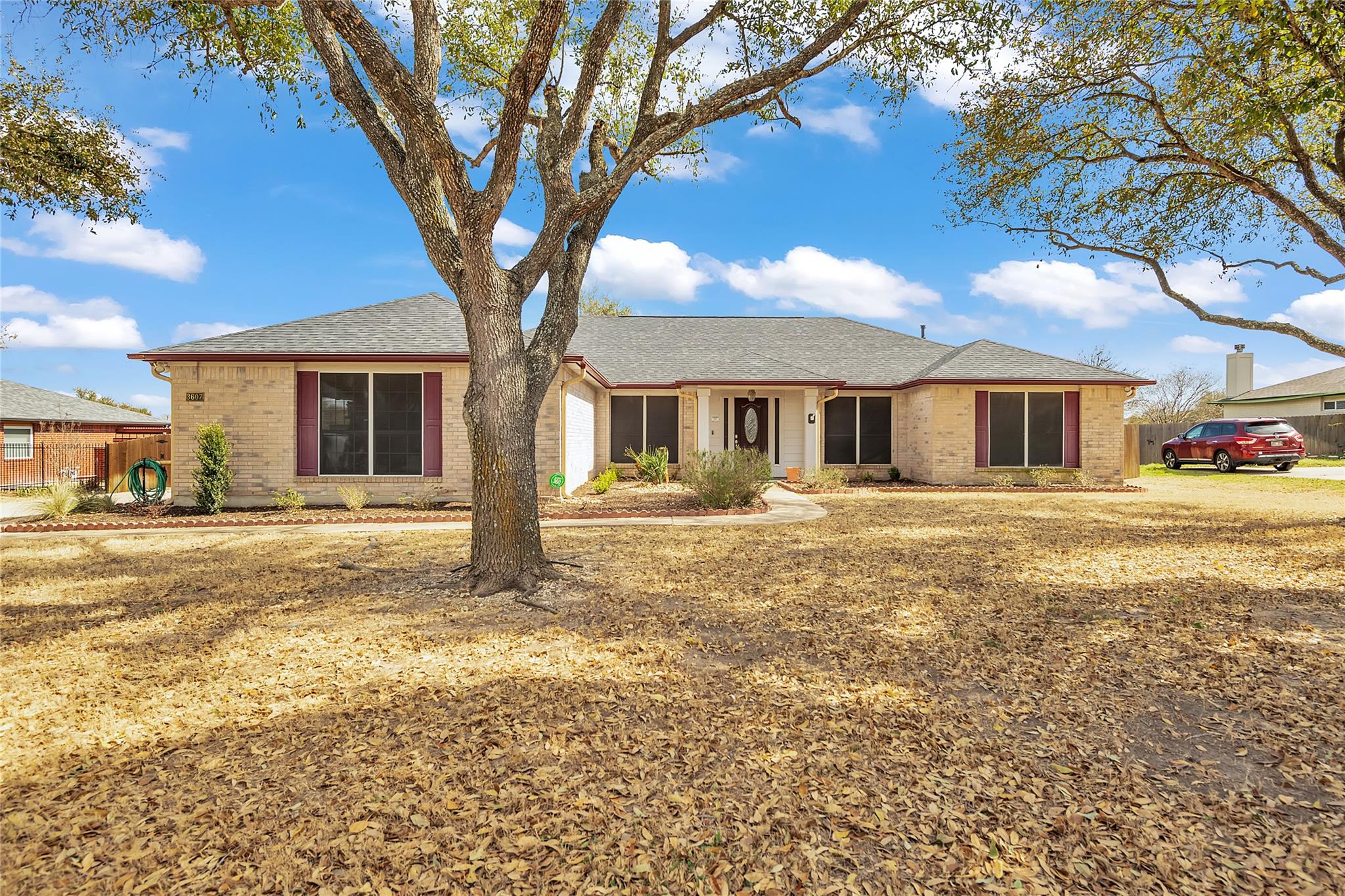 3607 Winding Way Property Photo