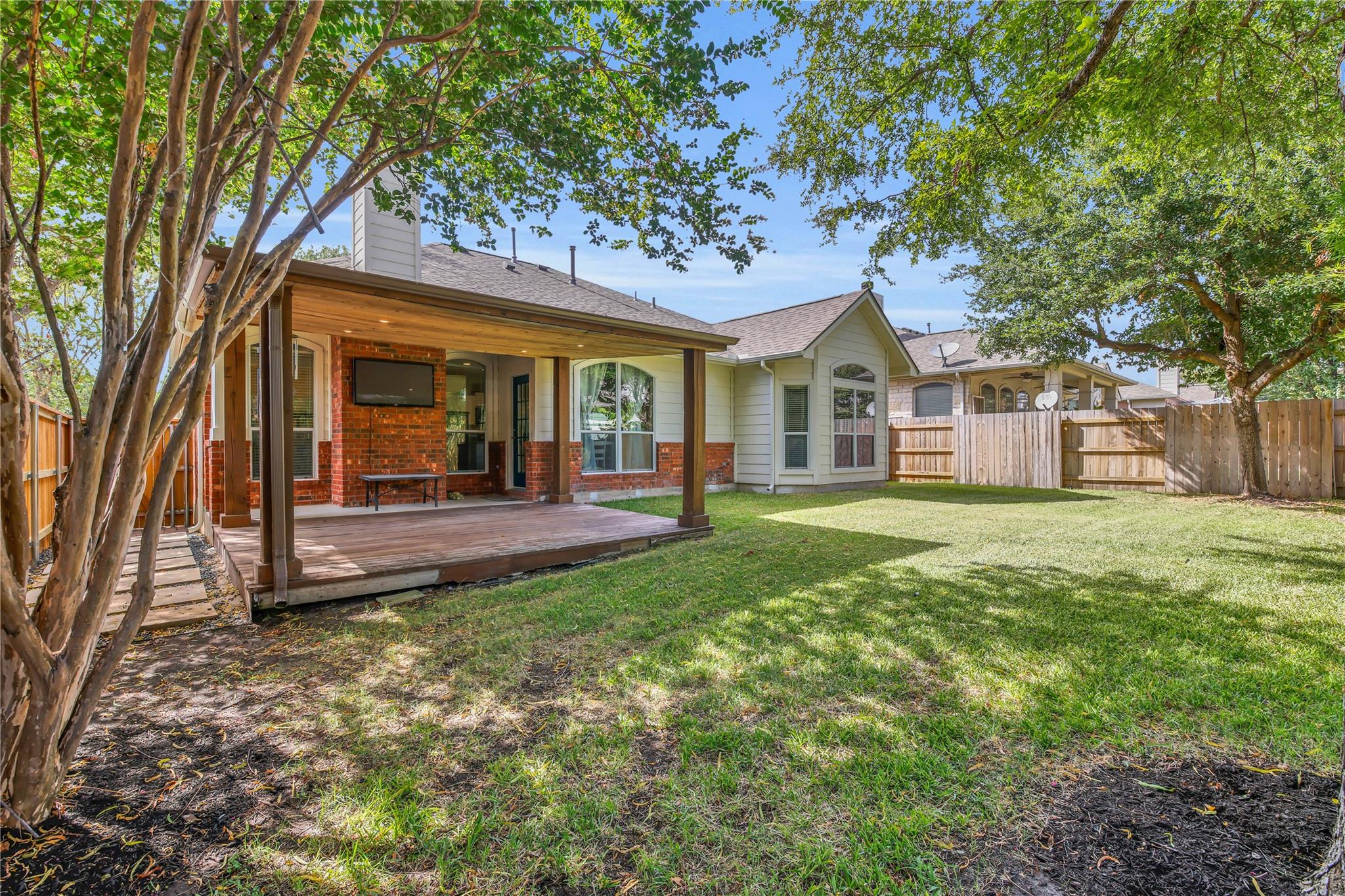 741 Bent Wood Pl Property Photo 17
