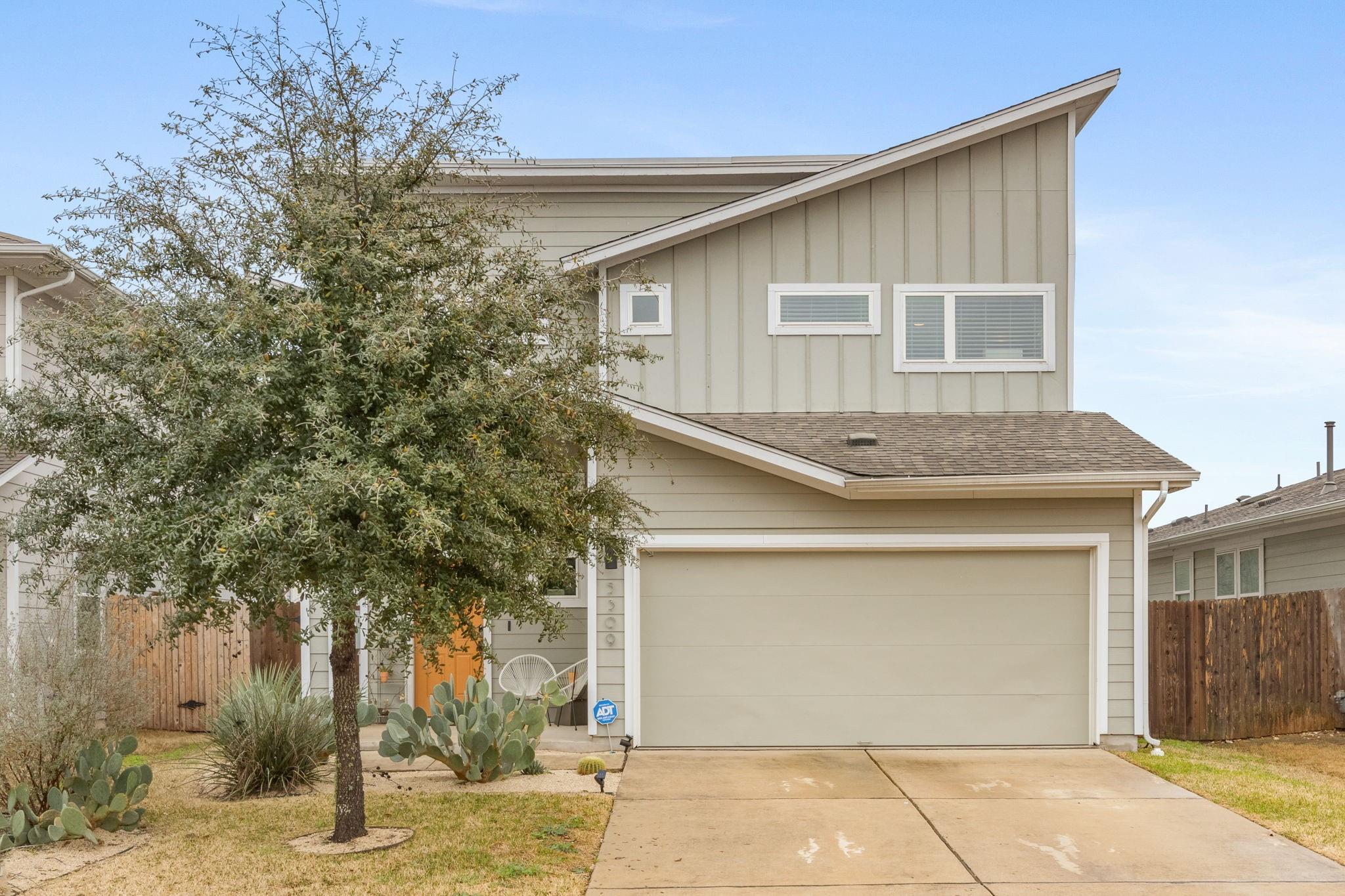 5309 Daimler Dr Property Photo