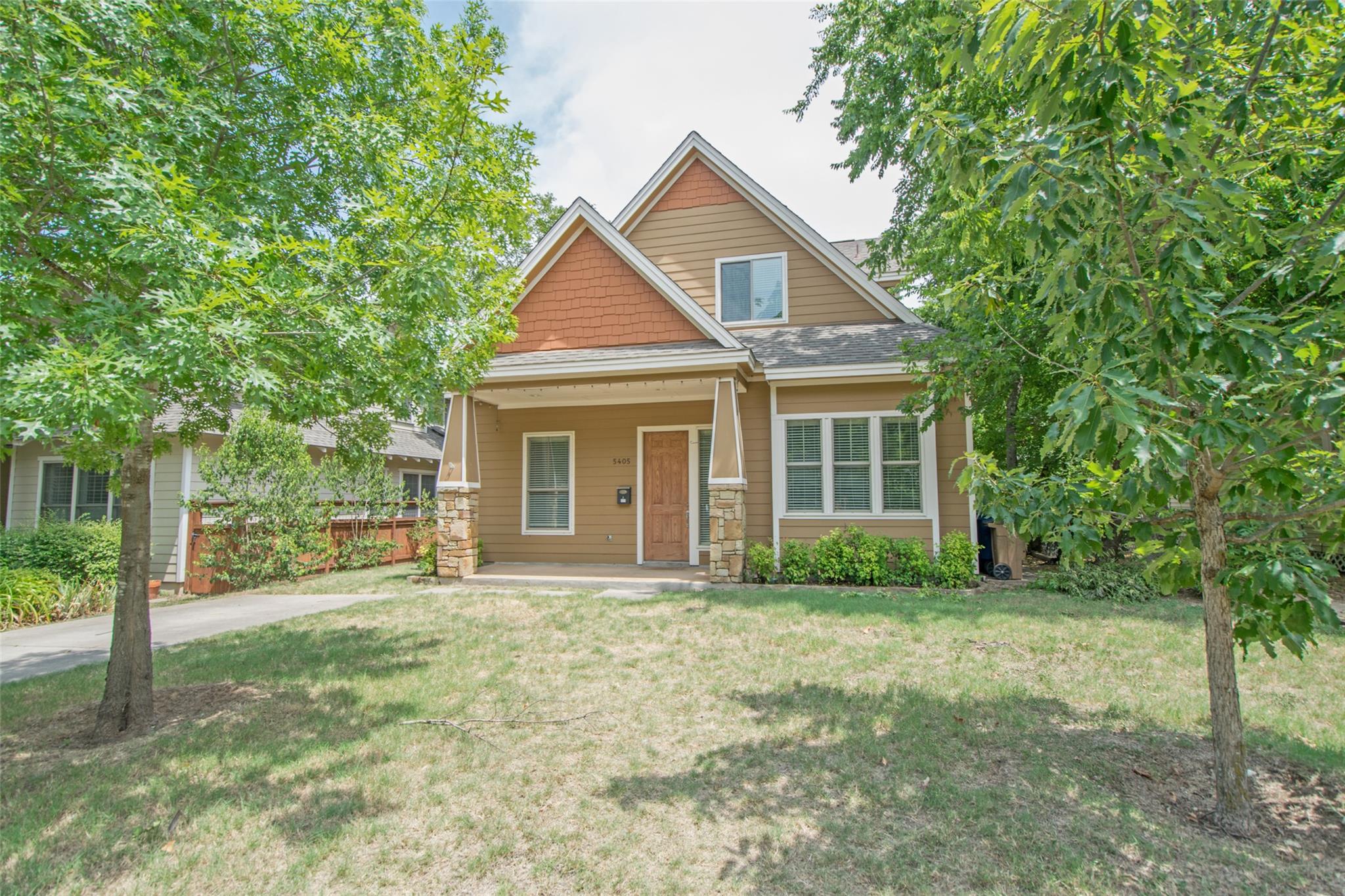 5405 Avenue H None #a Property Photo 1