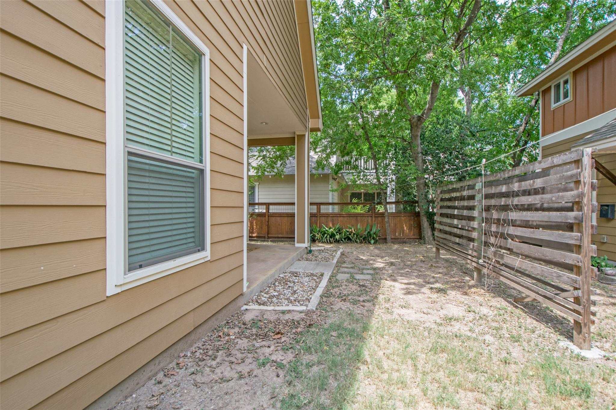 5405 Avenue H None #a Property Photo 9