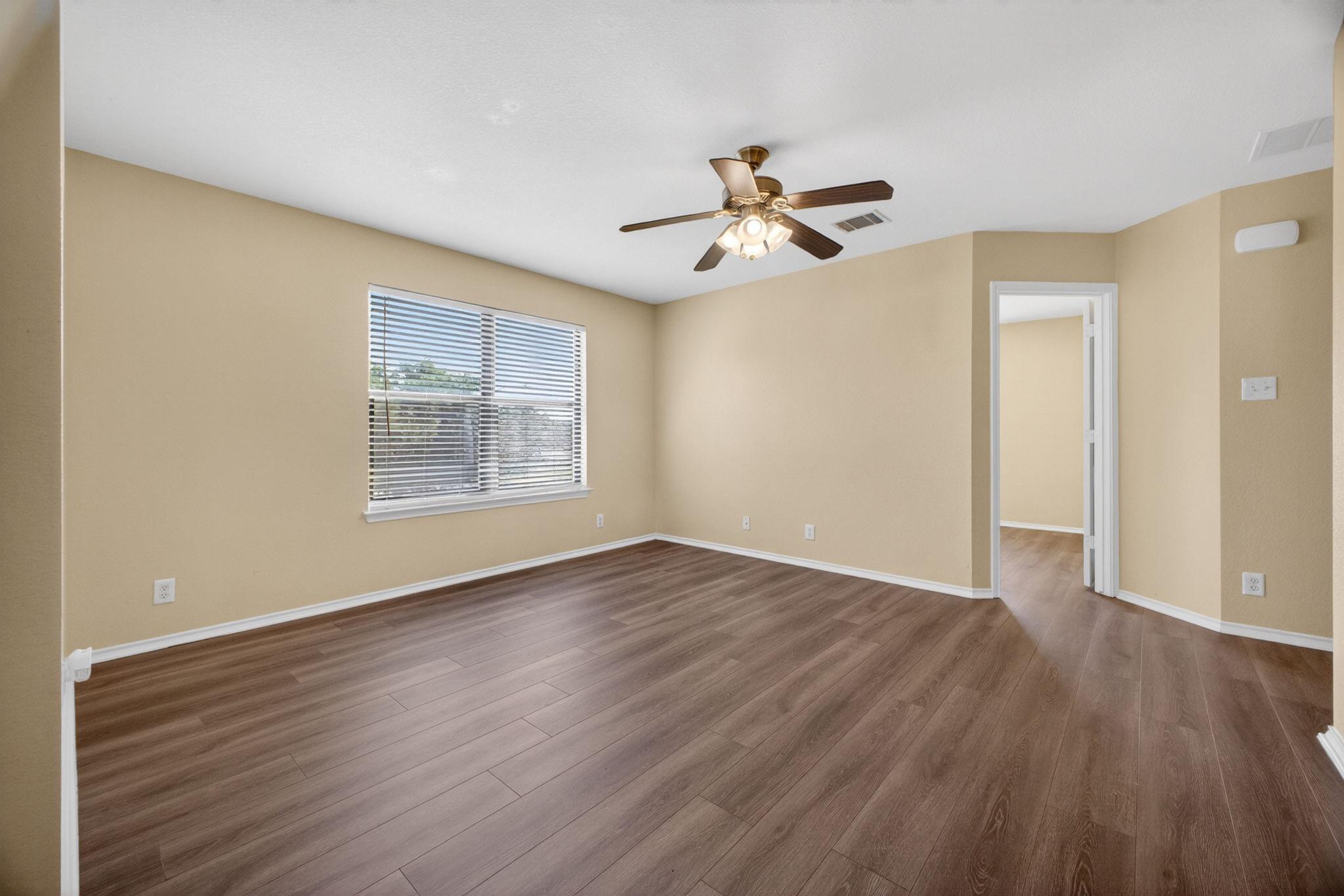 8813 Wiley Way Property Photo 15