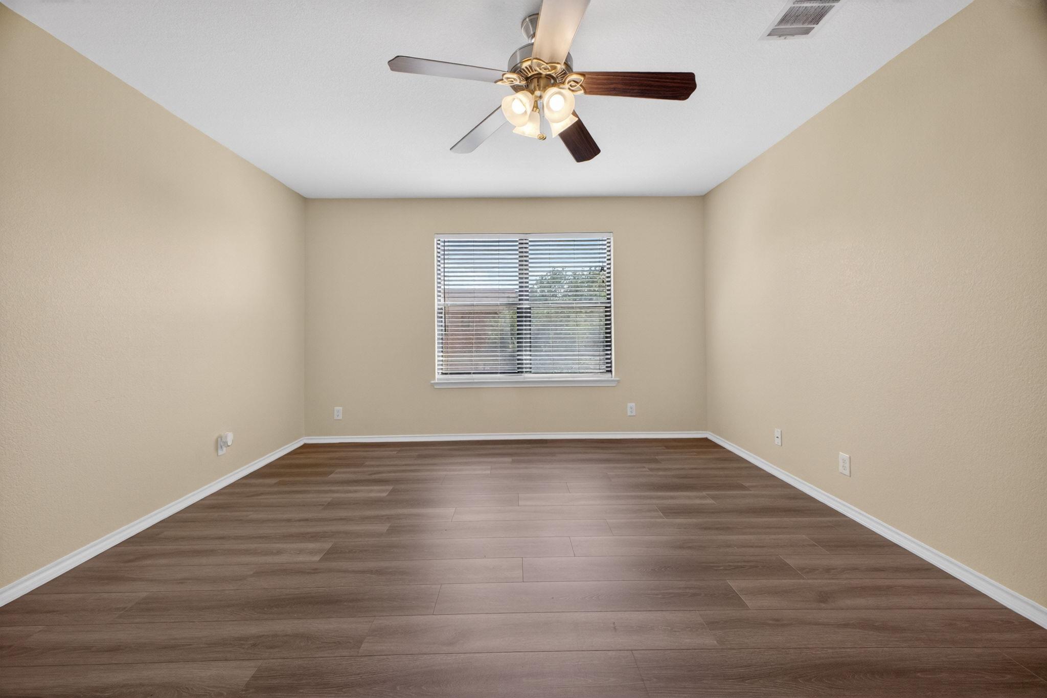 8813 Wiley Way Property Photo 16