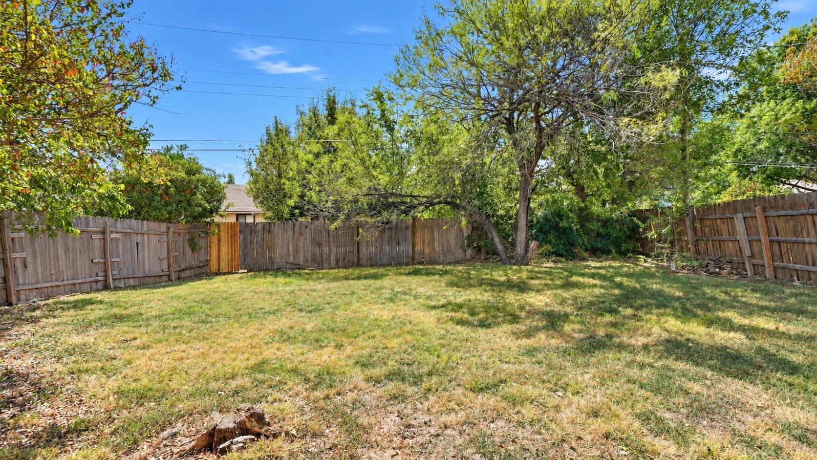 1124 Greenbriar Loop Property Photo 12