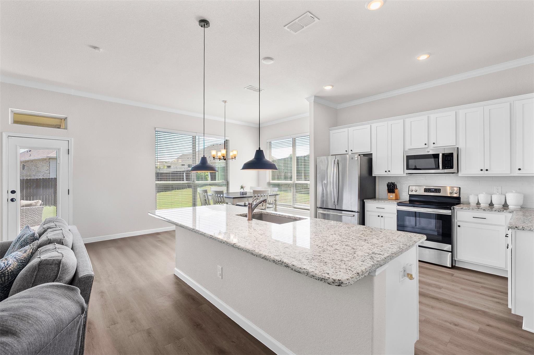 7822 Kendall Hill Dr Property Photo 13