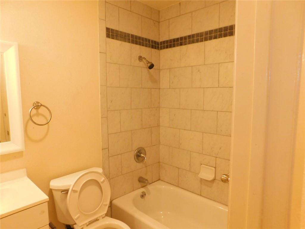 5403 West Gate Blvd #a Property Photo 8