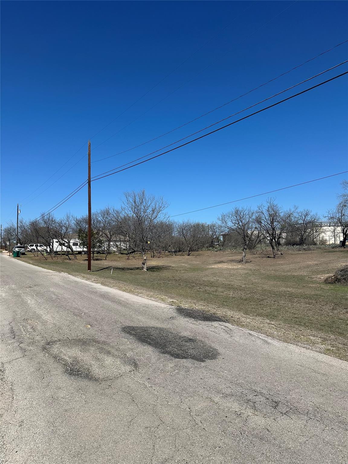 691a Southwood Dr Property Photo 13