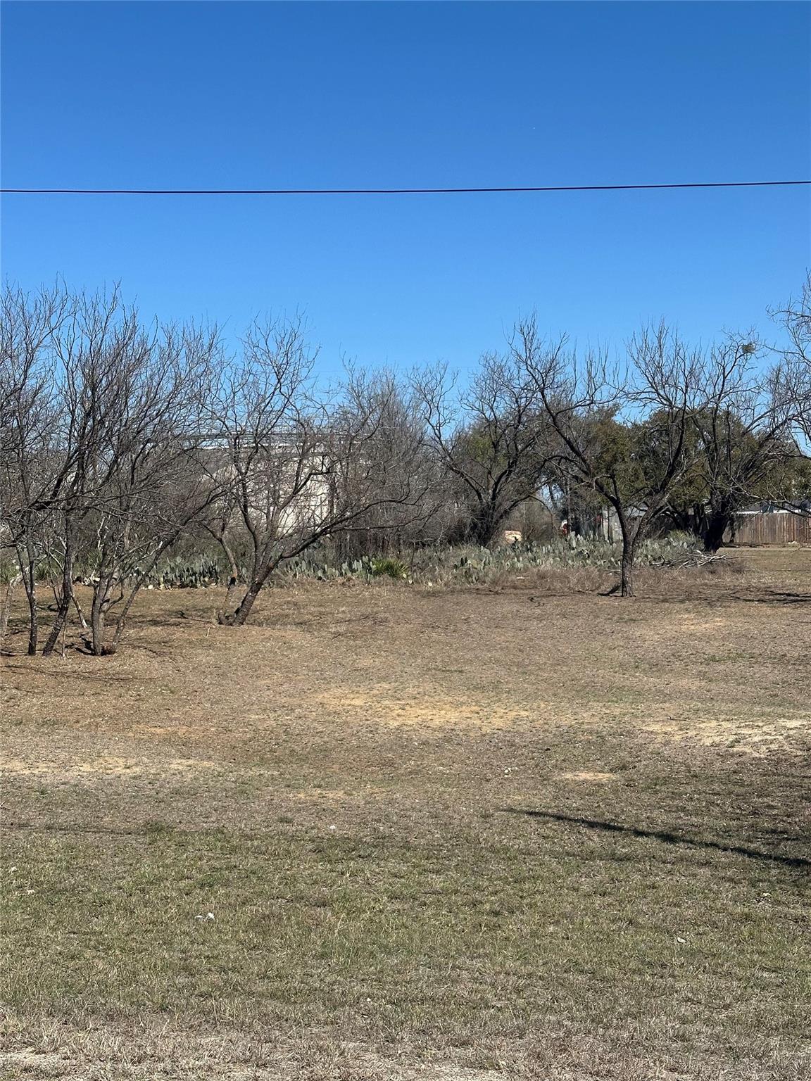 691a Southwood Dr Property Photo 16