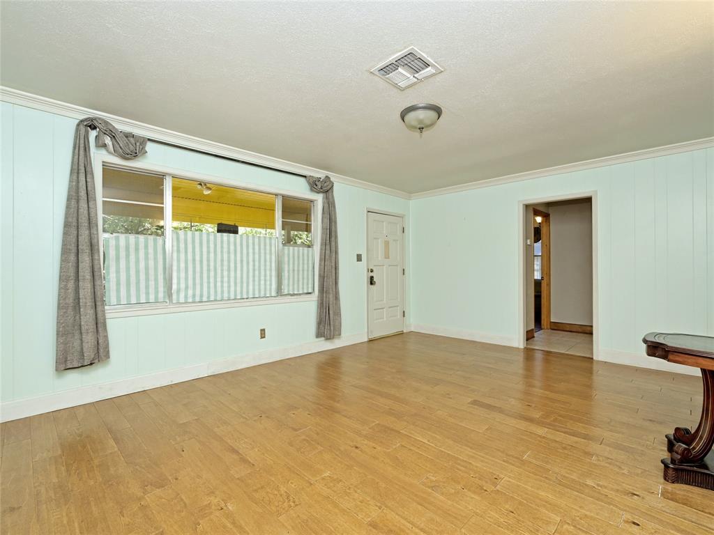 6107 Felix Ave Property Photo 12