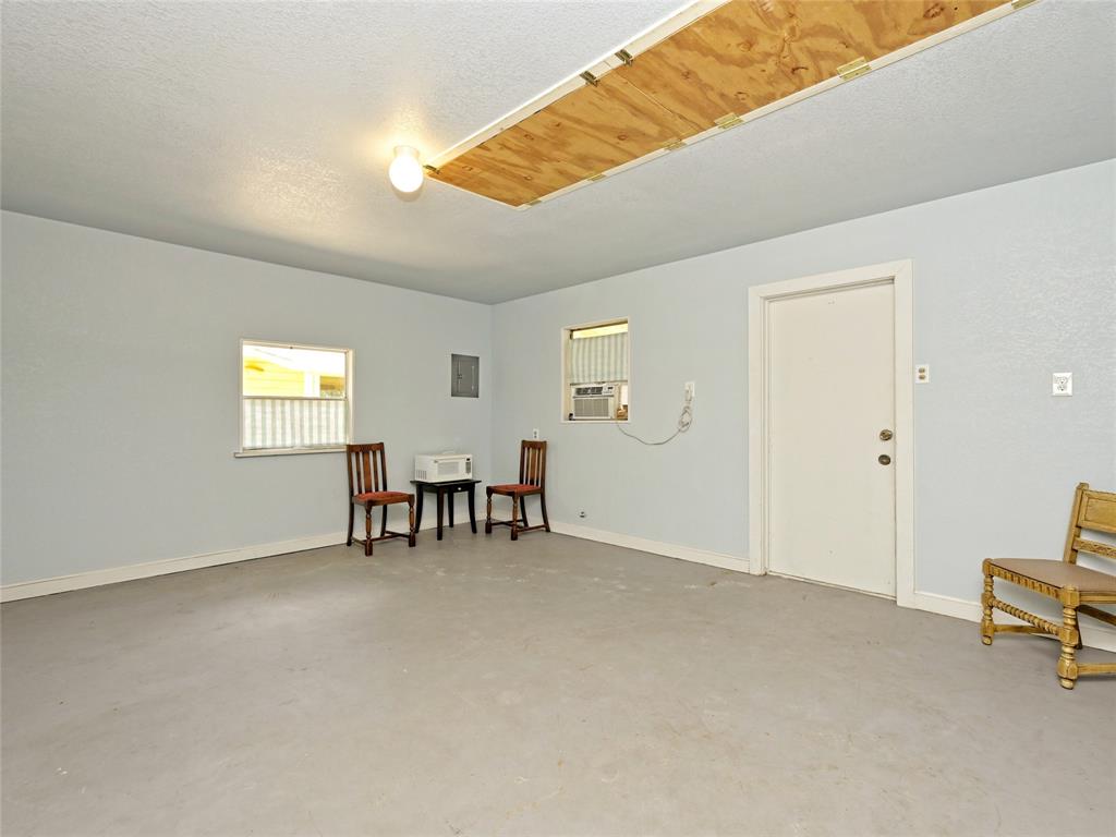 6107 Felix Ave Property Photo 27
