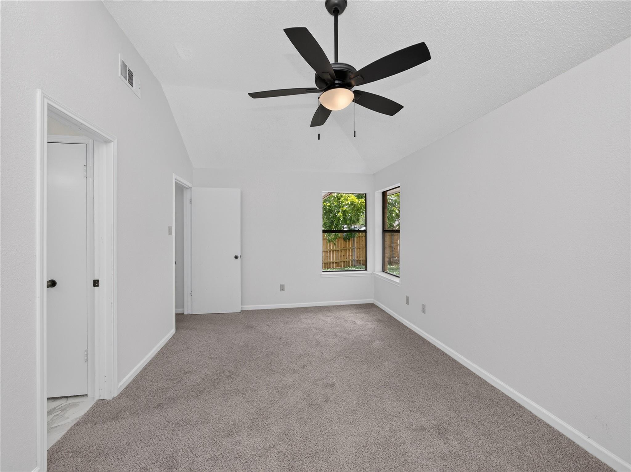 917 Clearwater Trl Property Photo 9