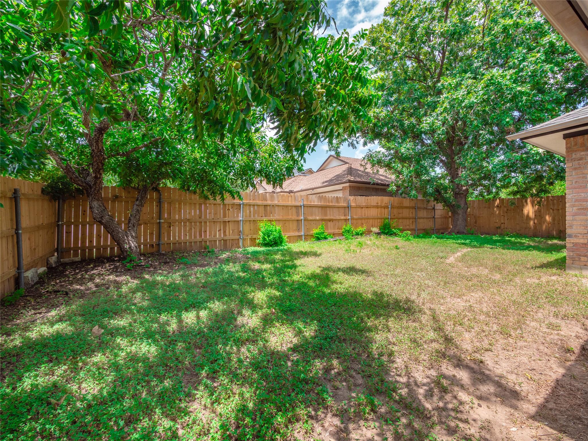 917 Clearwater Trl Property Photo 24