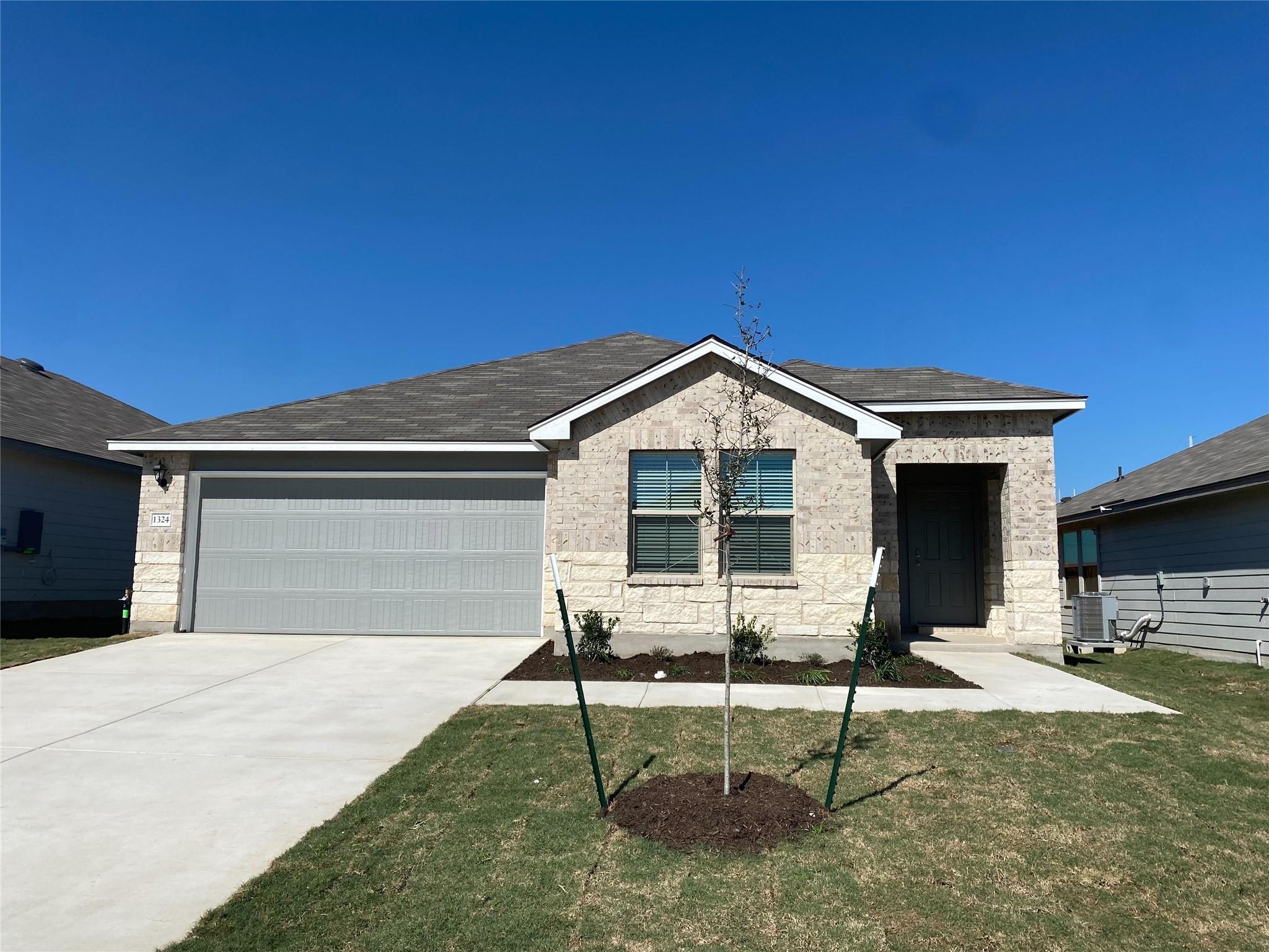 1324 Zetsche Ct Property Photo