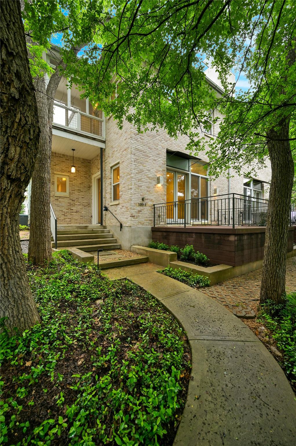 1205 Norwalk Ln #d Property Photo 6