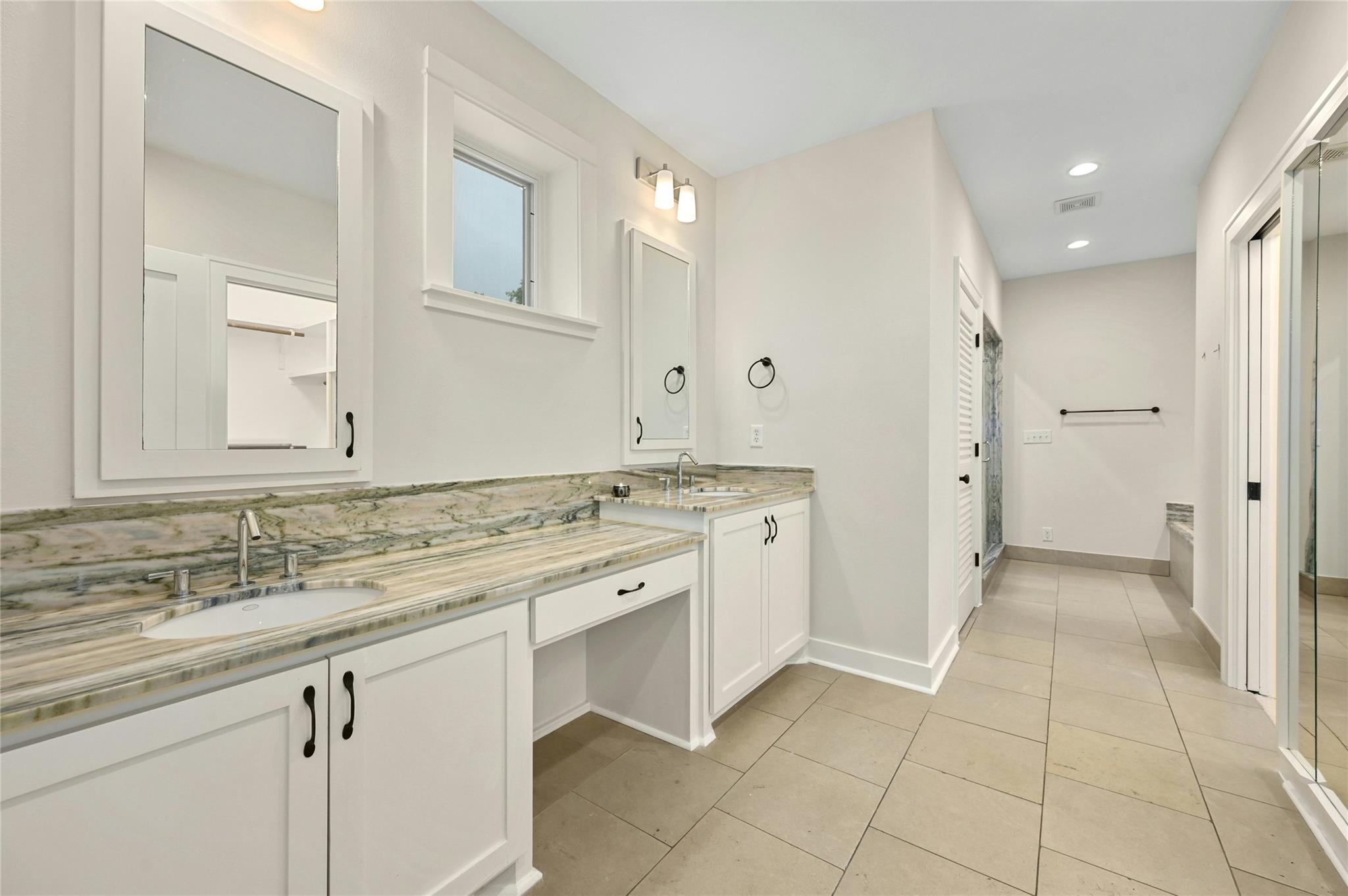 1205 Norwalk Ln #d Property Photo 25