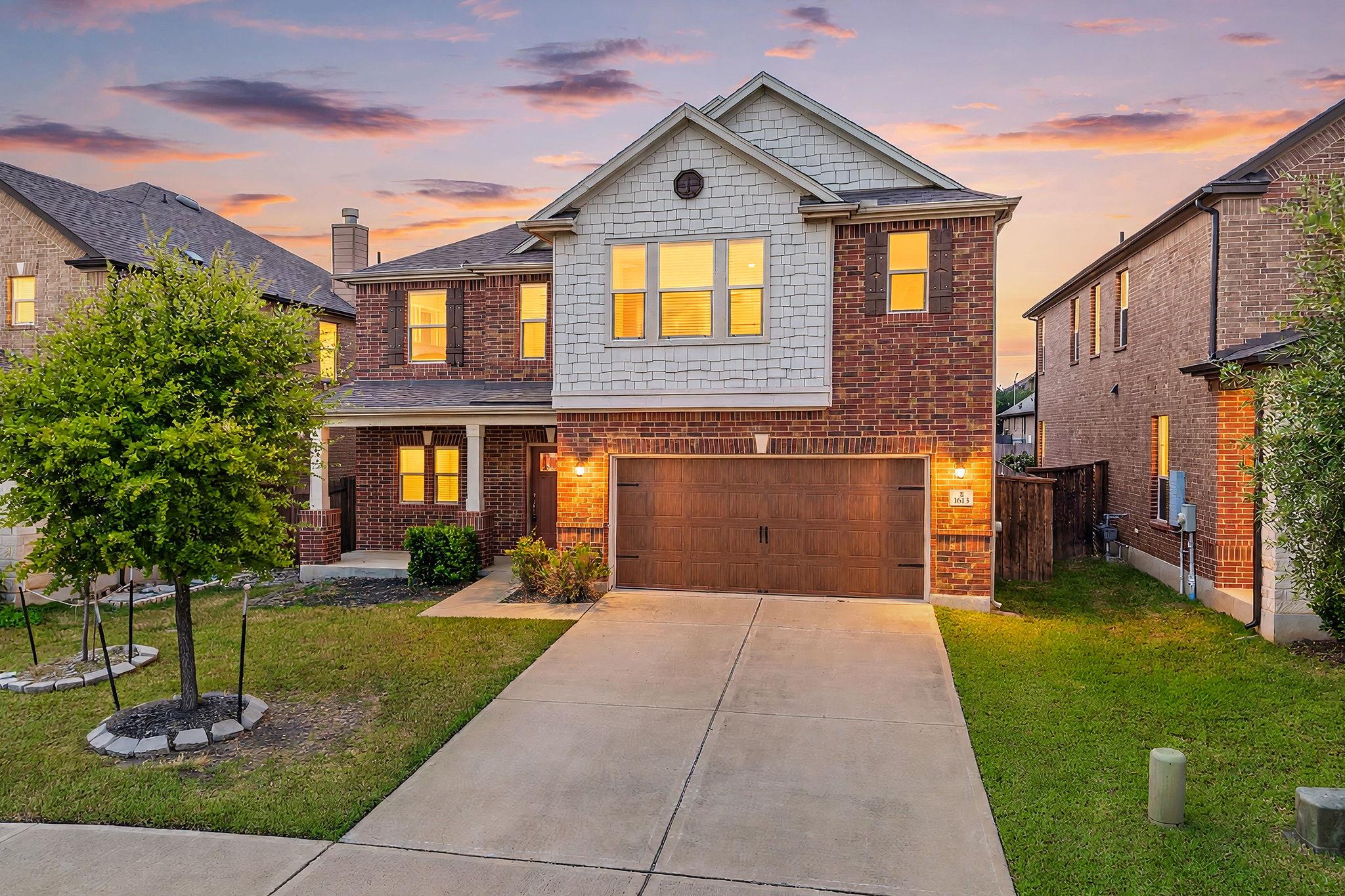 1613 Sonny Dr Property Photo 1