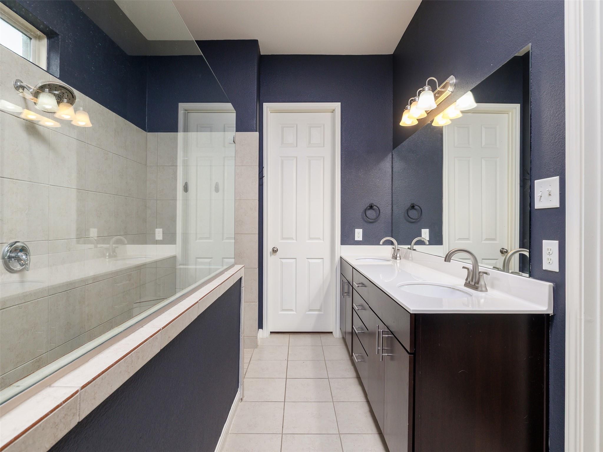 1205 Clearwing Cir Property Photo 10
