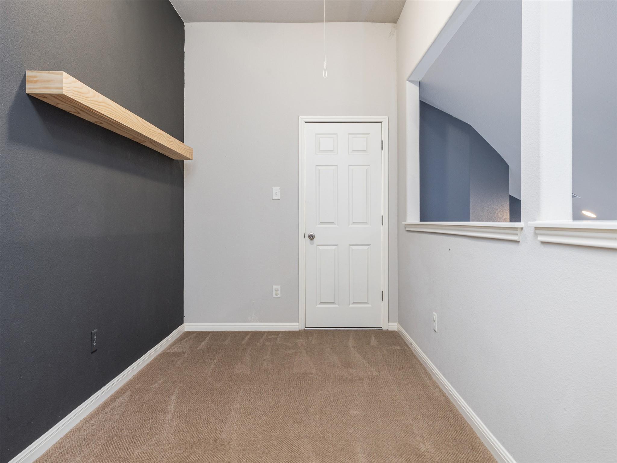1205 Clearwing Cir Property Photo 16