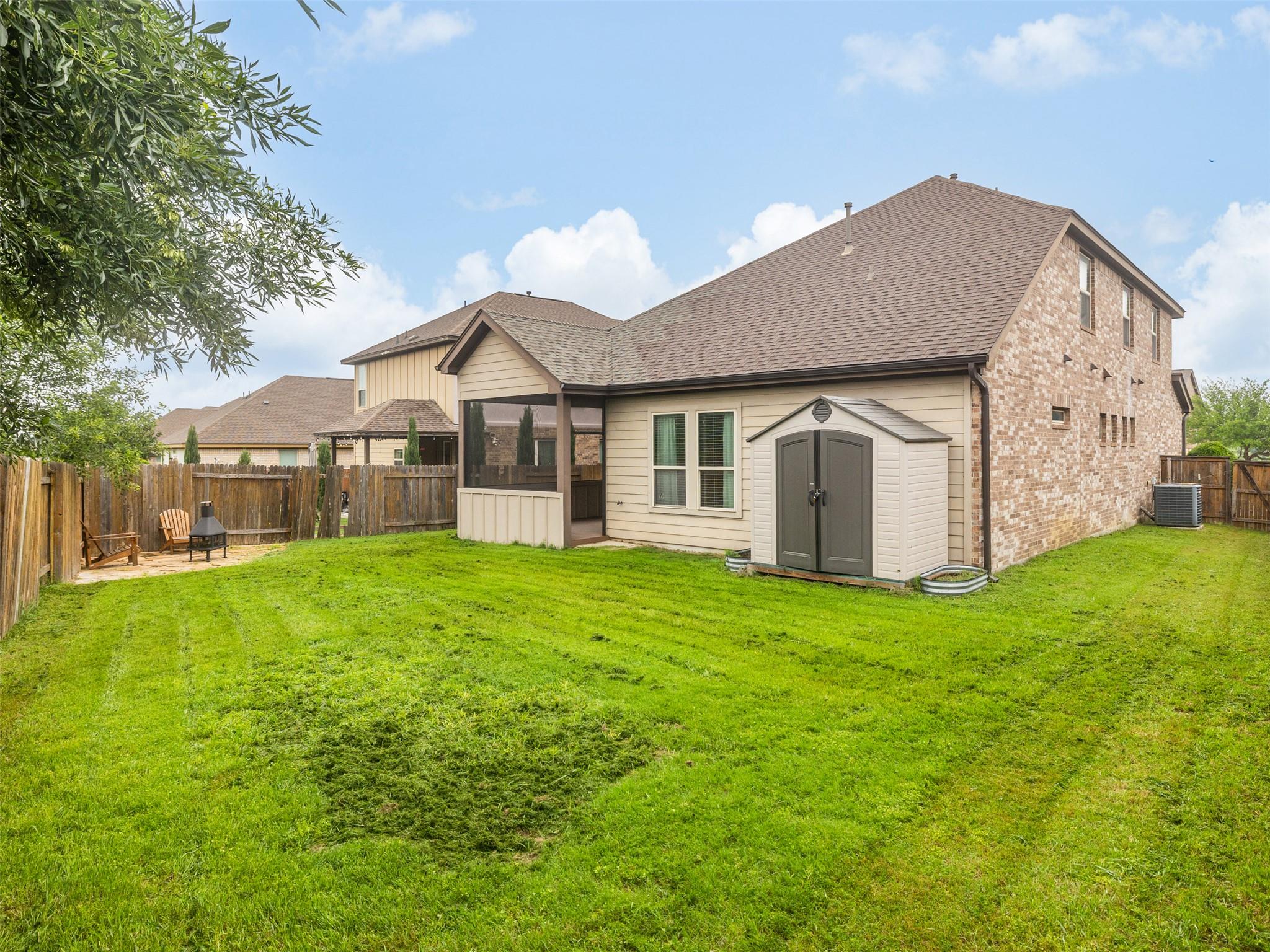 1205 Clearwing Cir Property Photo 23
