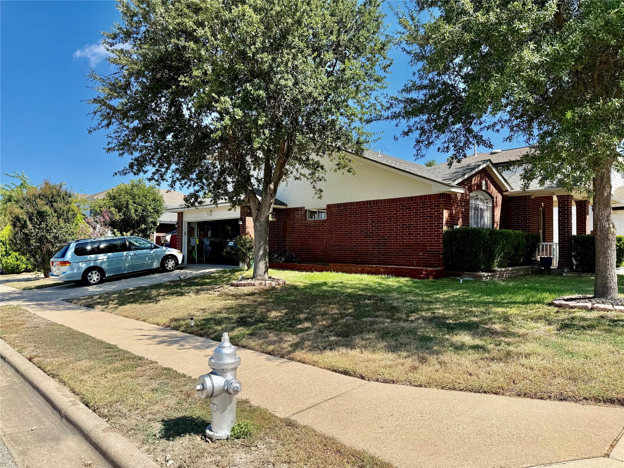 15100 Donna Jane Loop Property Photo 4