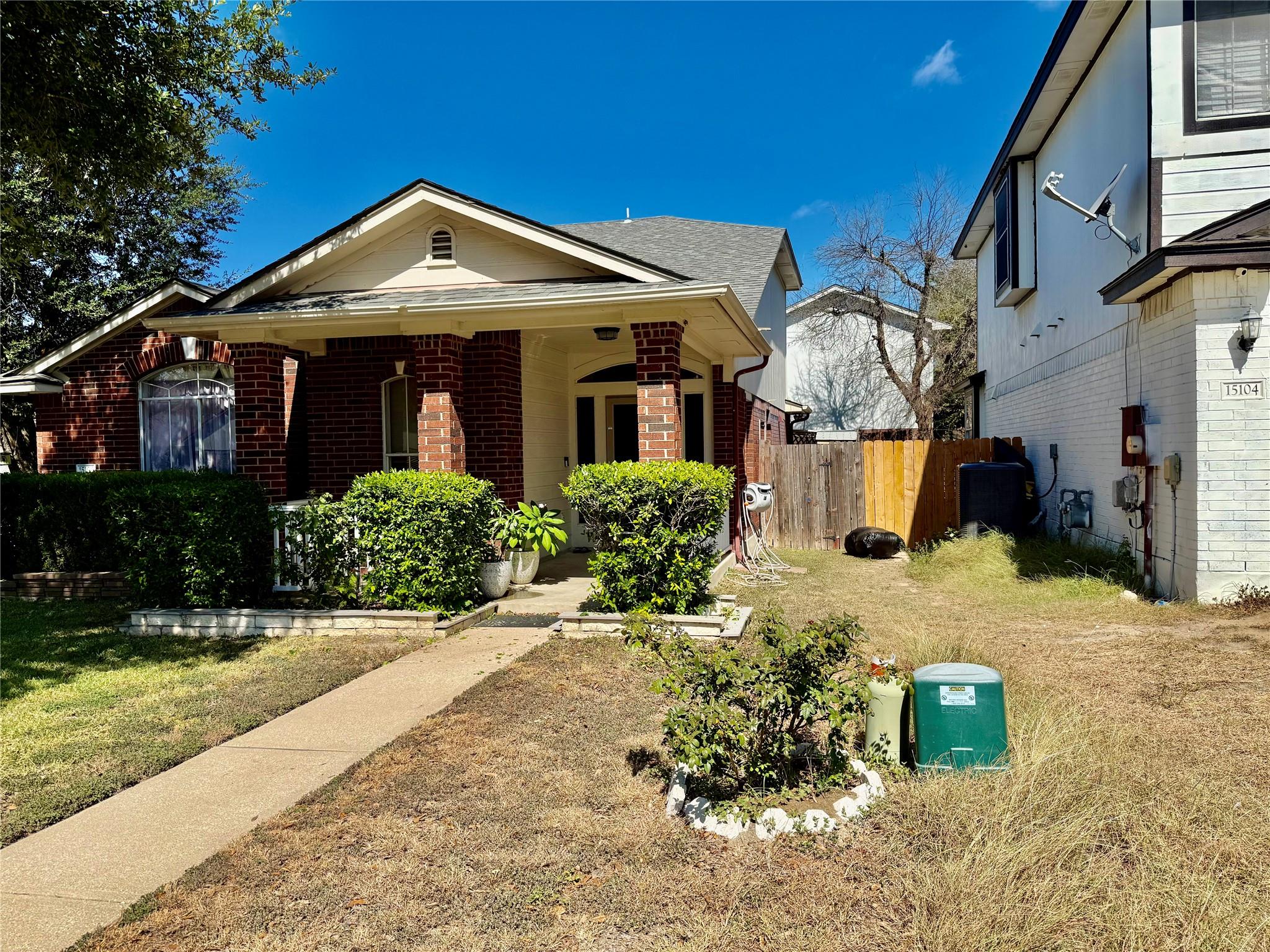 15100 Donna Jane Loop Property Photo 5