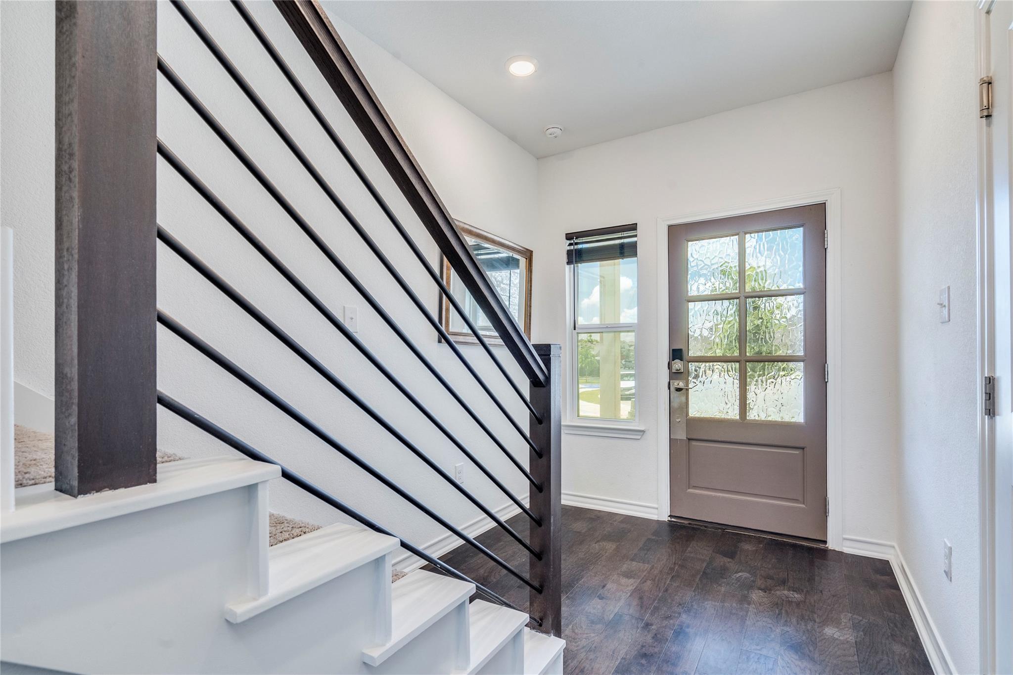 572 Pepperbark Loop Property Photo 4