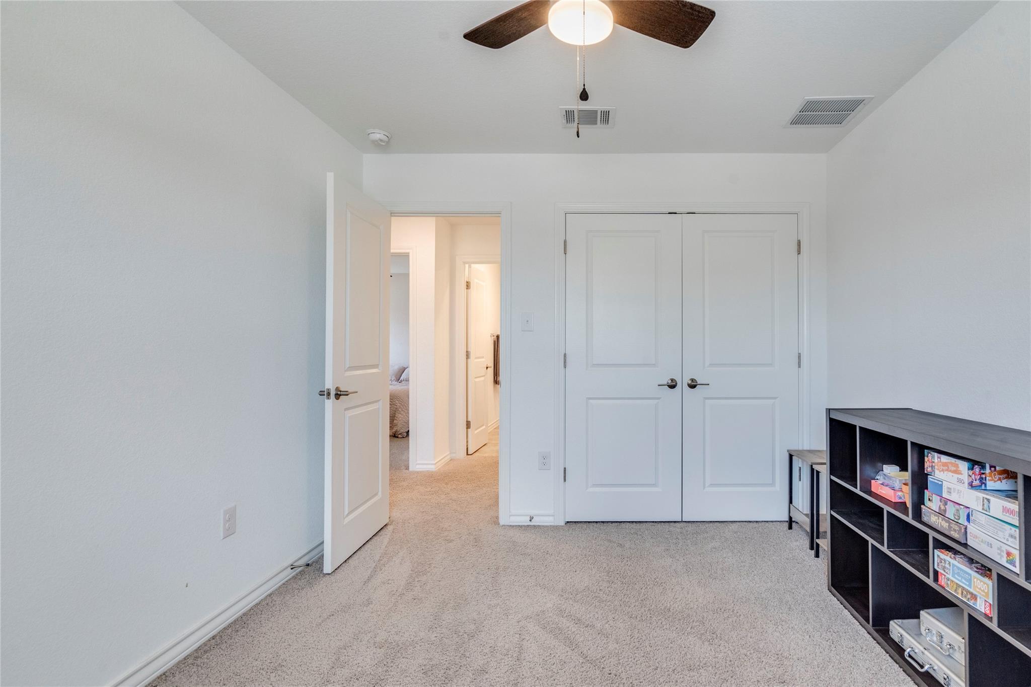 572 Pepperbark Loop Property Photo 15