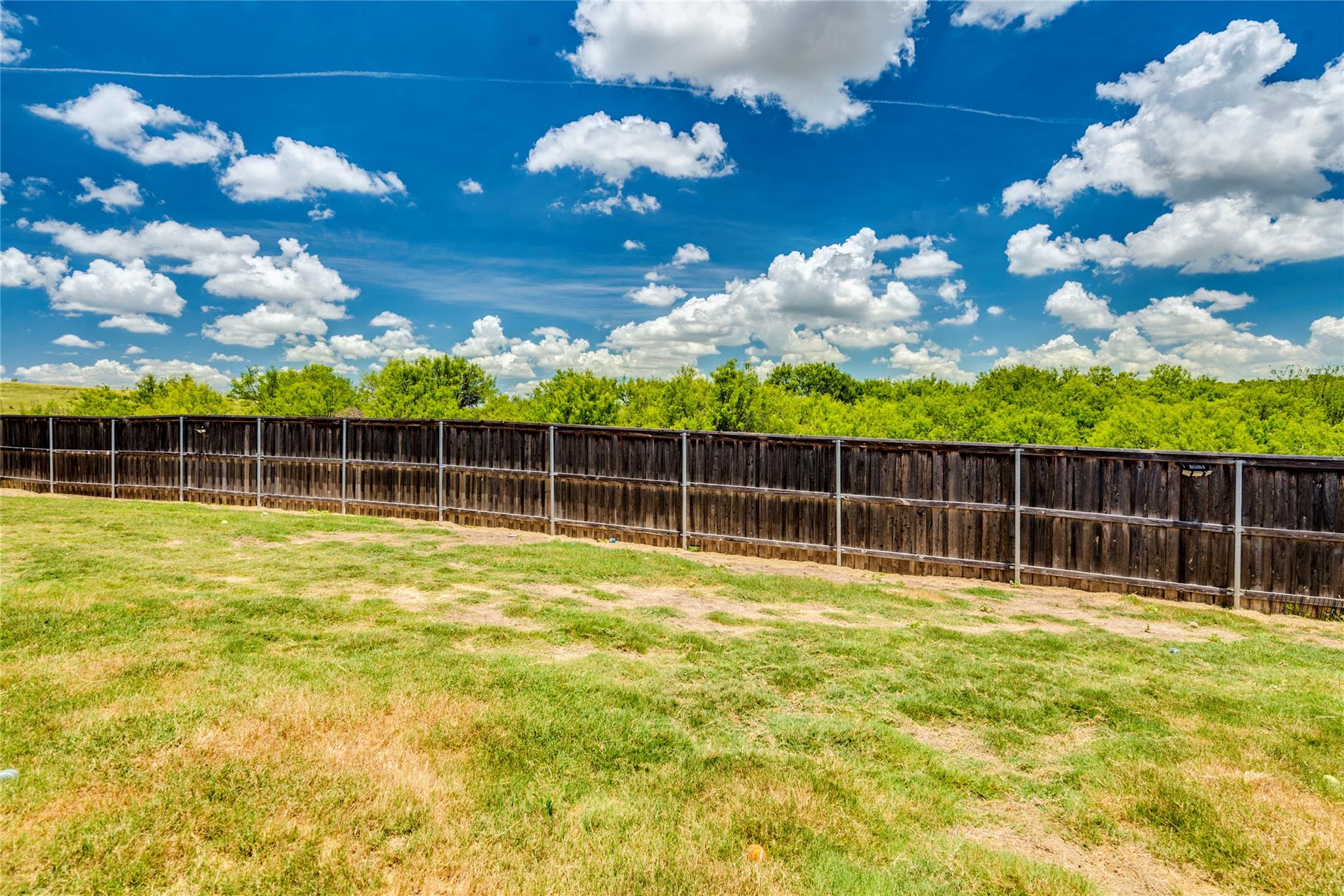 572 Pepperbark Loop Property Photo 24