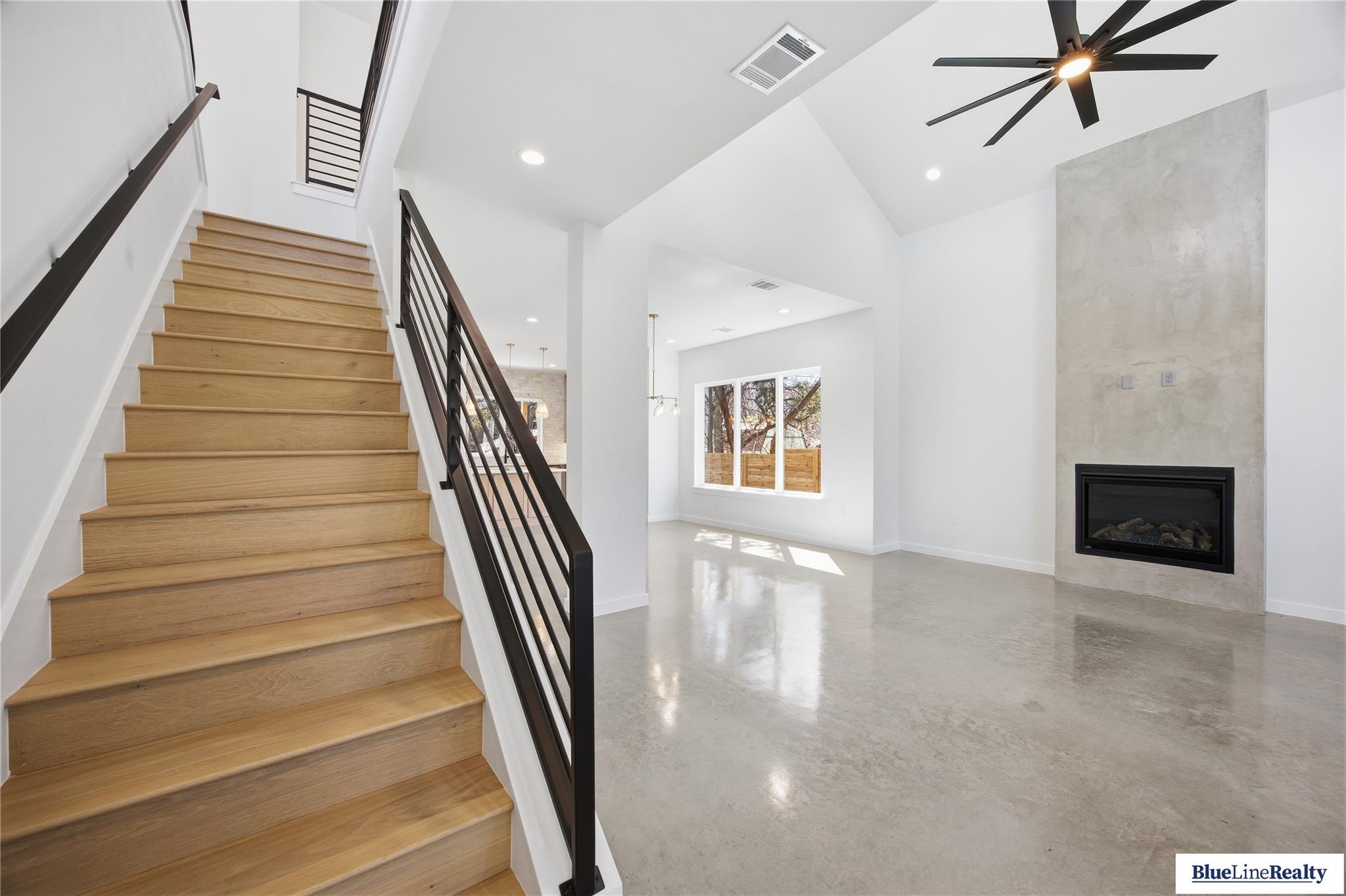 18305 Lake Oaks Dr Property Photo 27