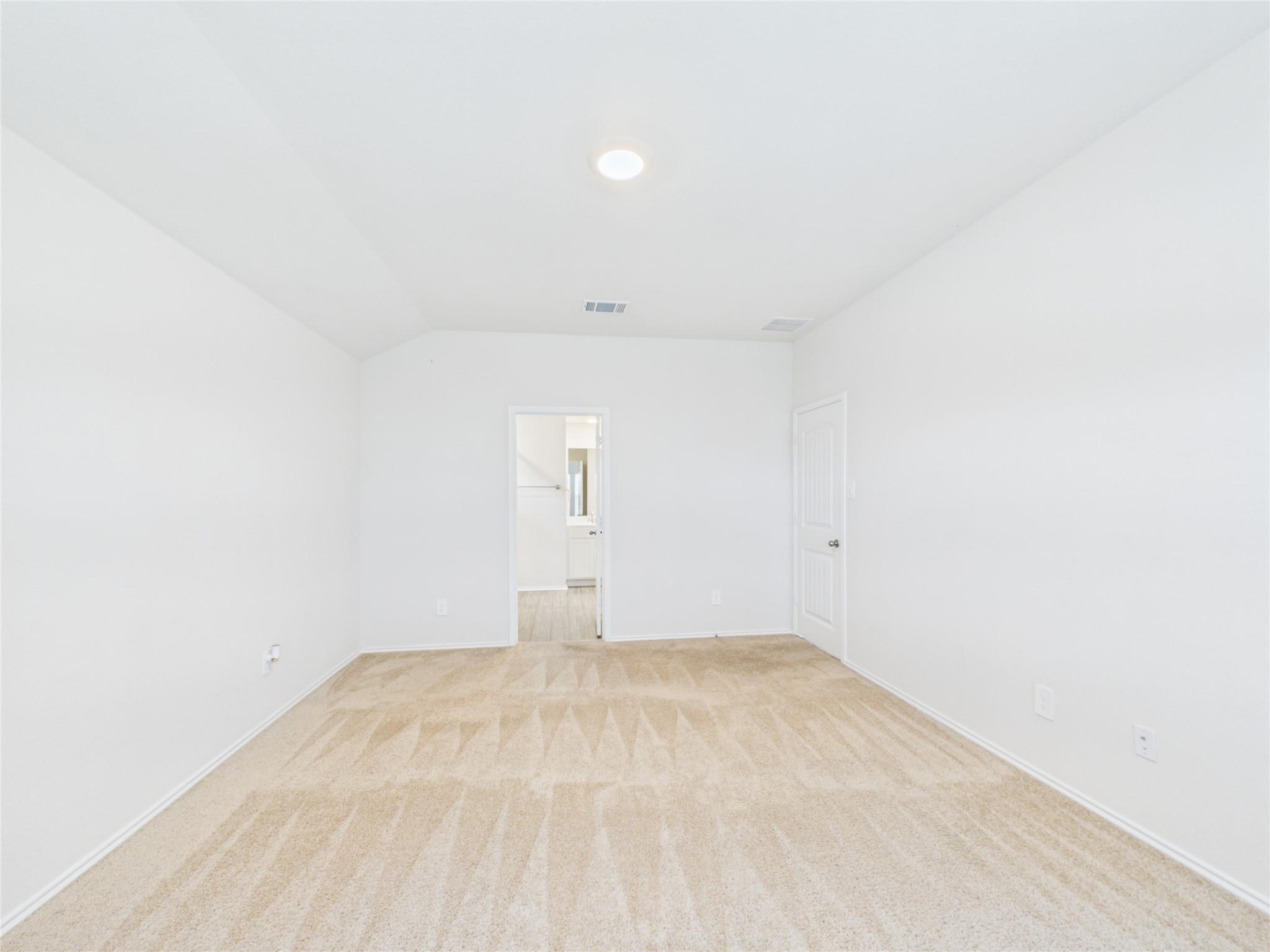 208 Ida Loop Property Photo 14