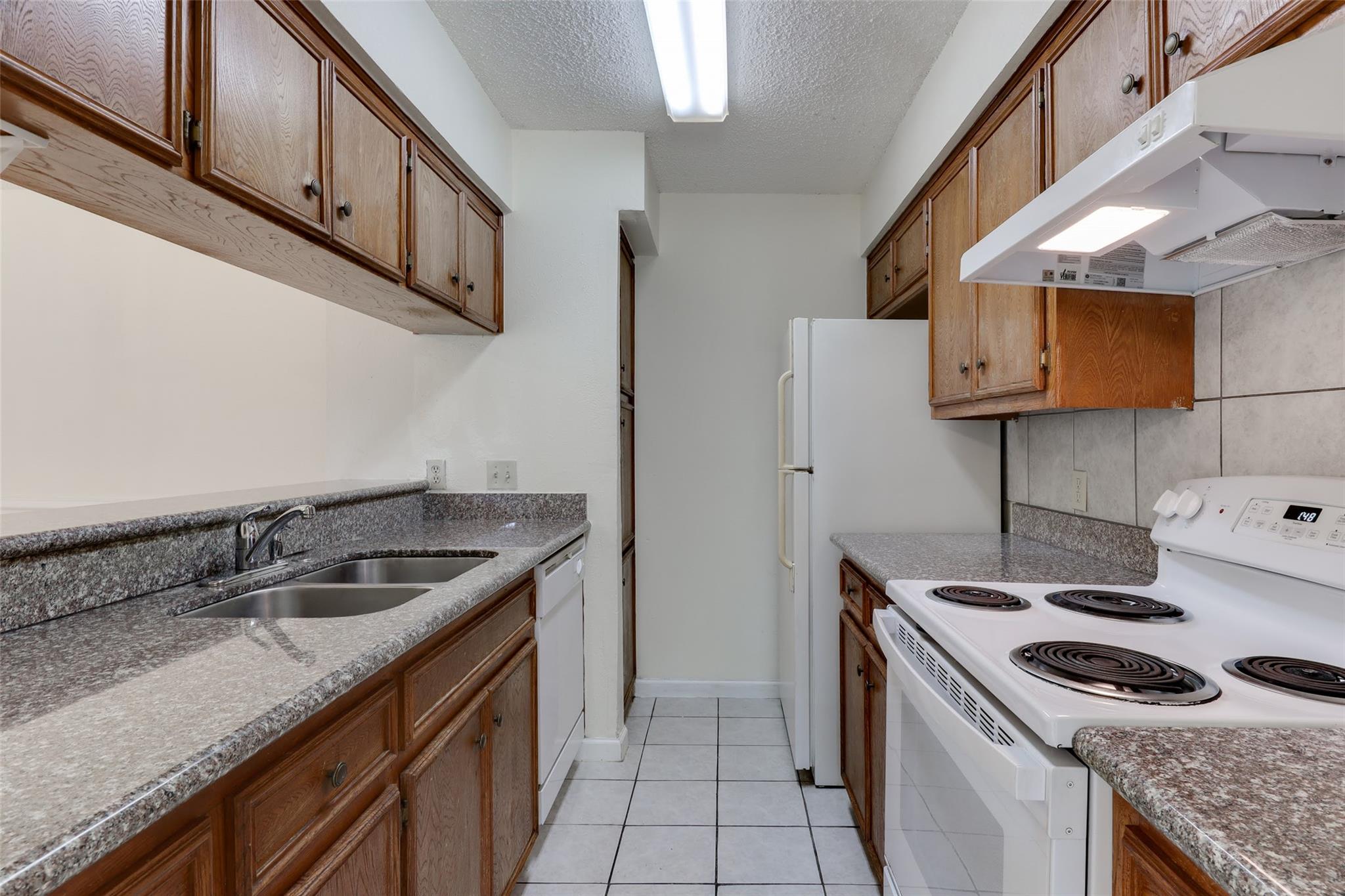 10616 Mellow Meadows Dr #1a Property Photo 6