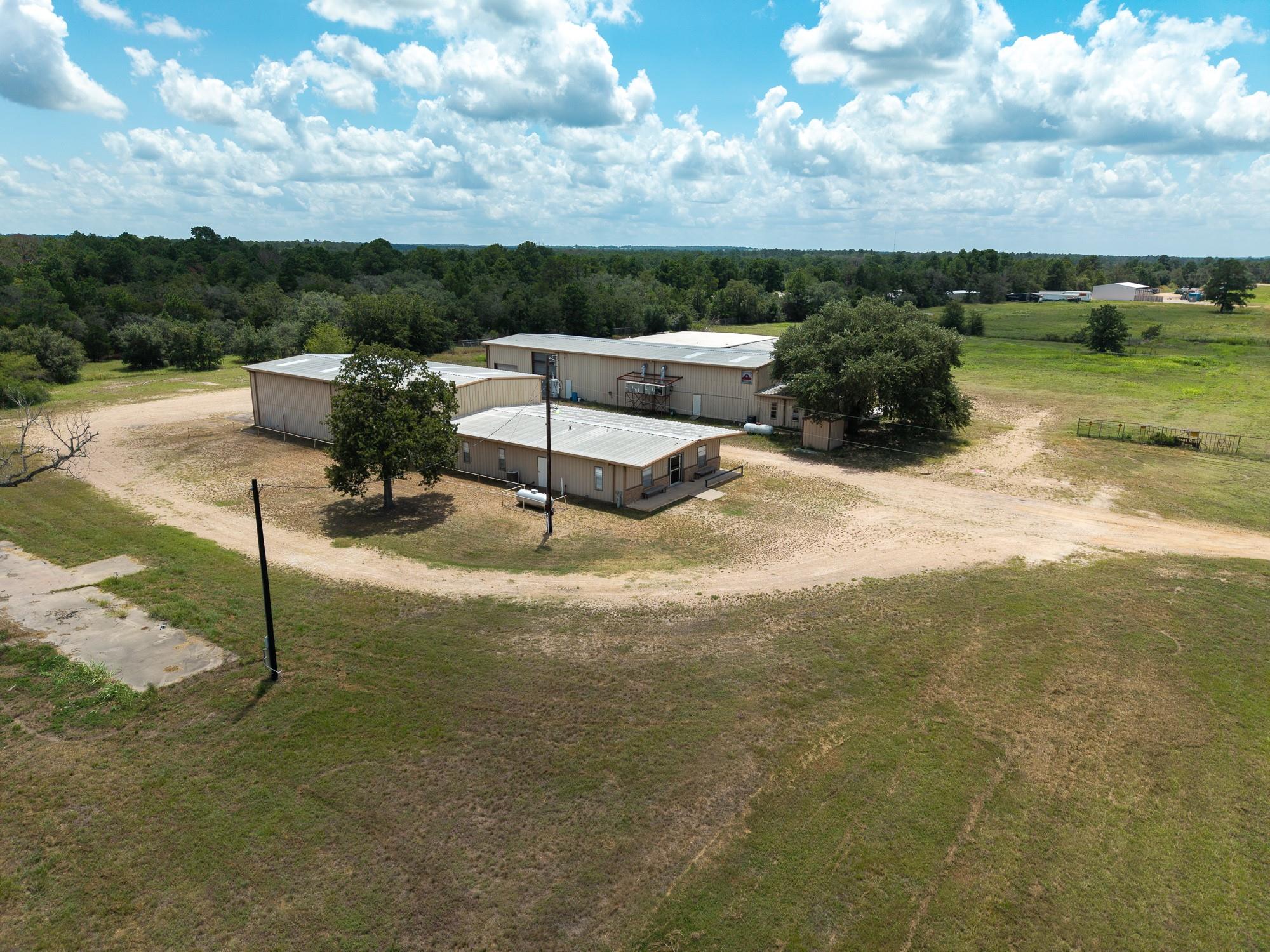 5600 N Us Hwy 77 None Property Photo 4