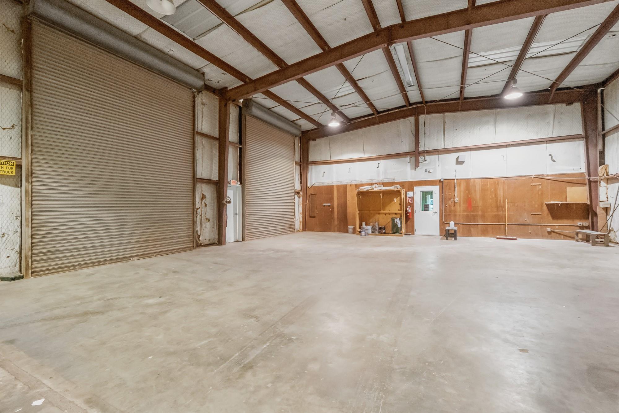 5600 N Us Hwy 77 None Property Photo 28