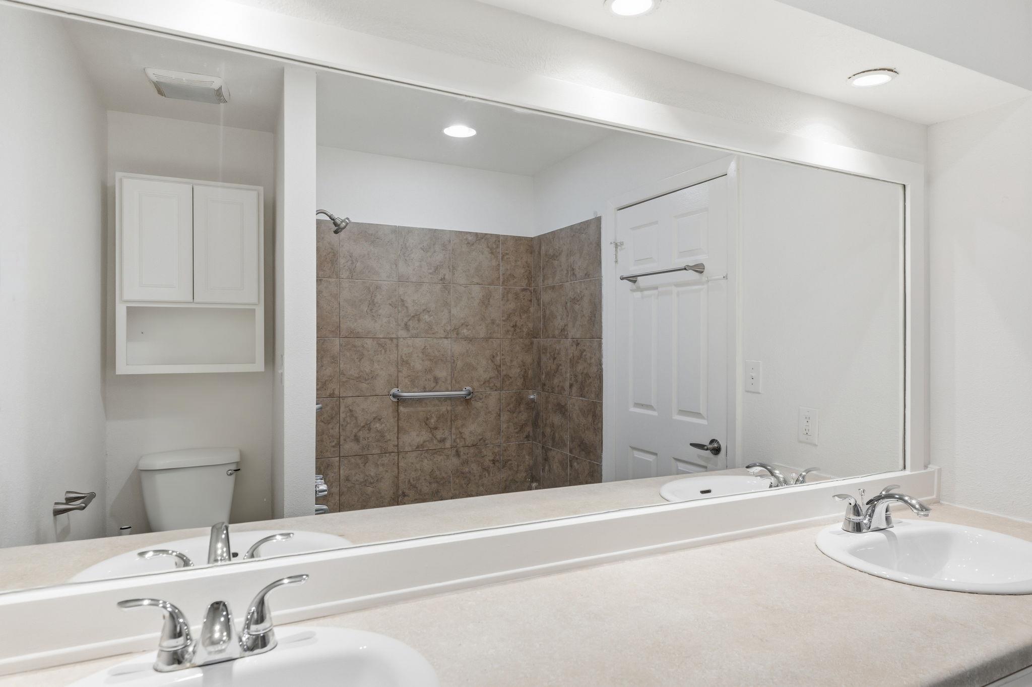 6108 Cherrylawn Cir Property Photo 11