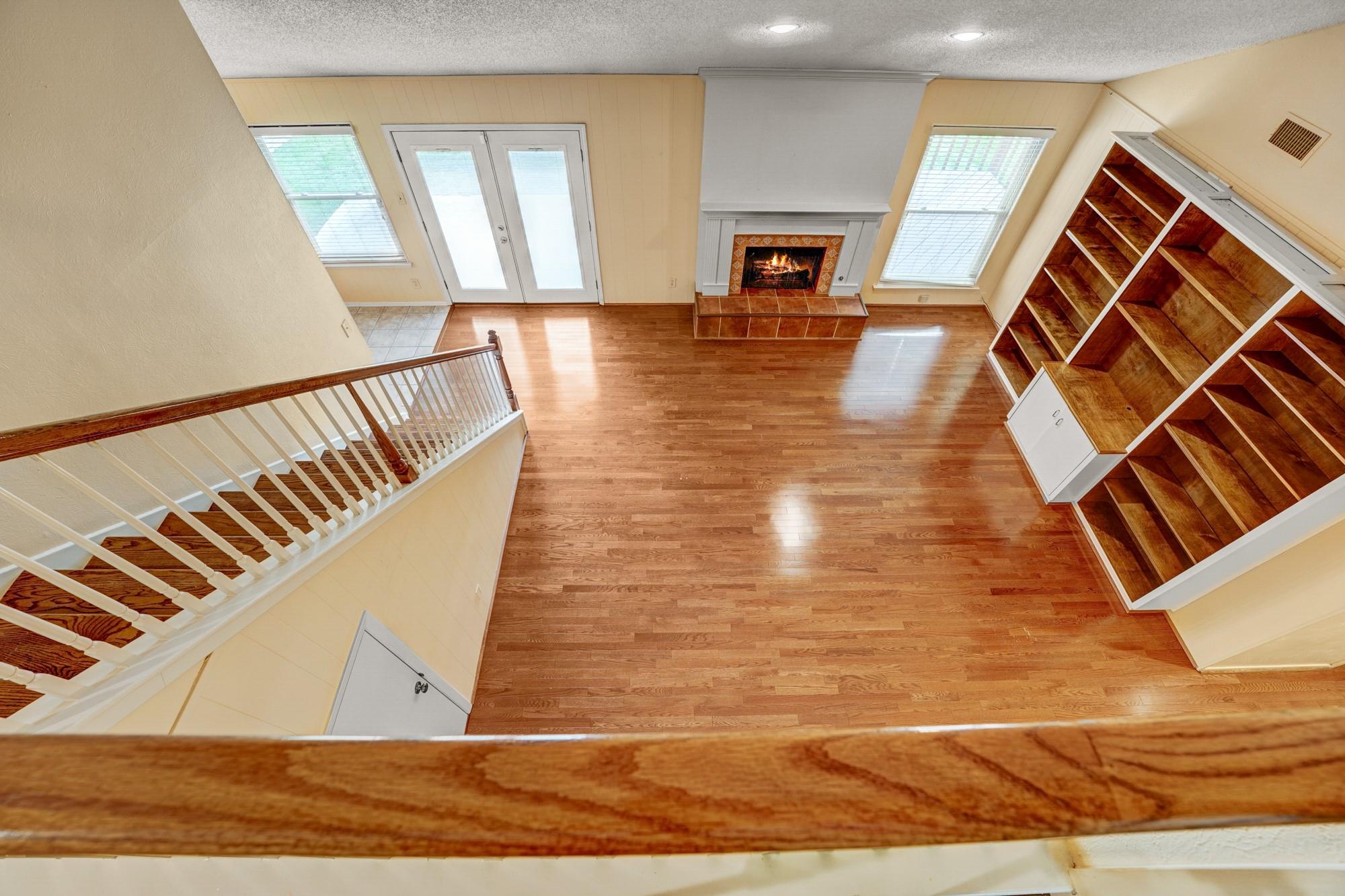 8001 Manassas Dr Property Photo 17