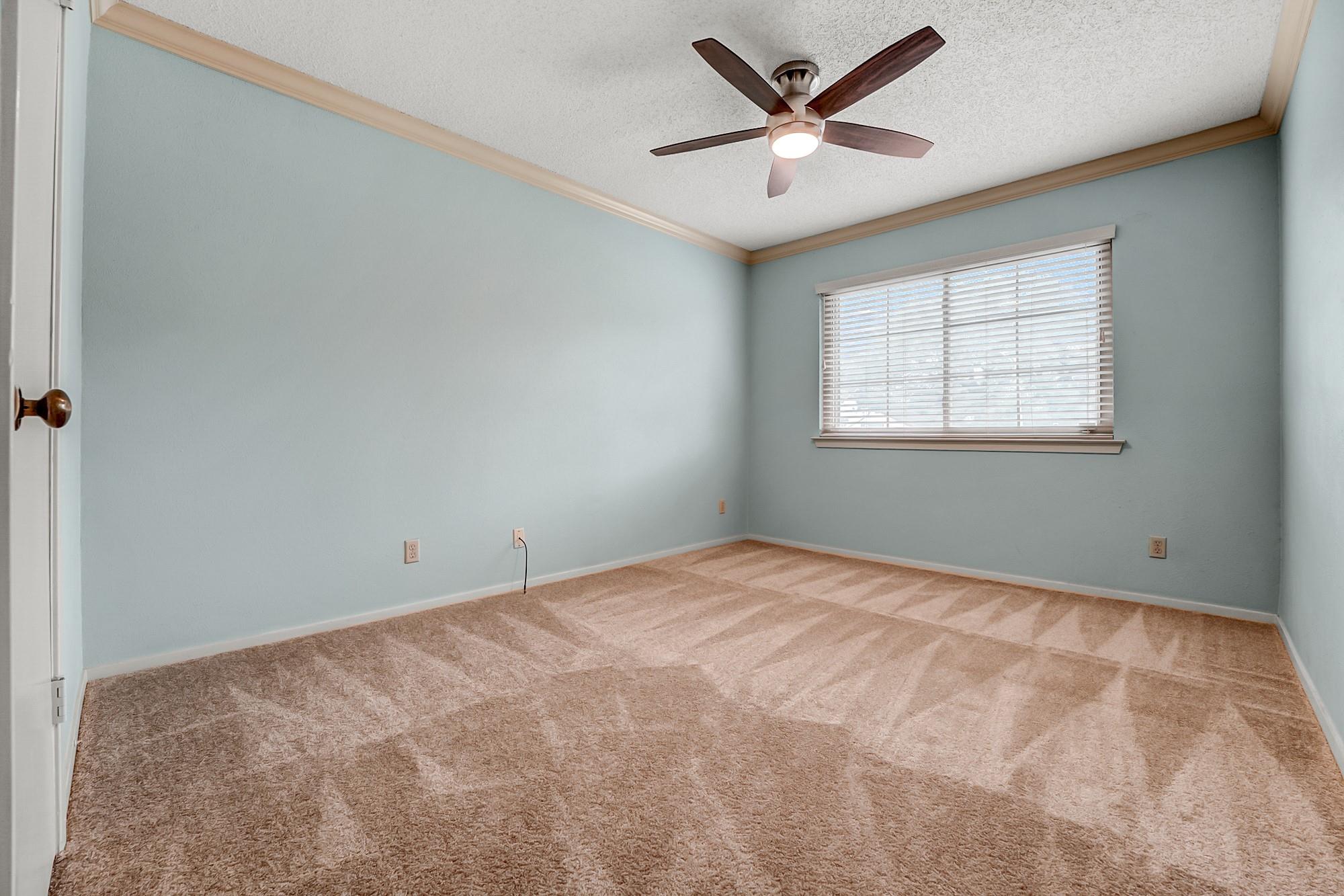 8001 Manassas Dr Property Photo 26
