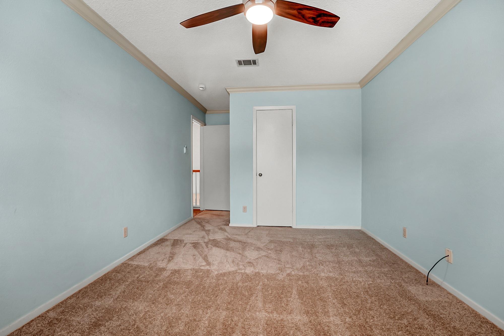 8001 Manassas Dr Property Photo 27