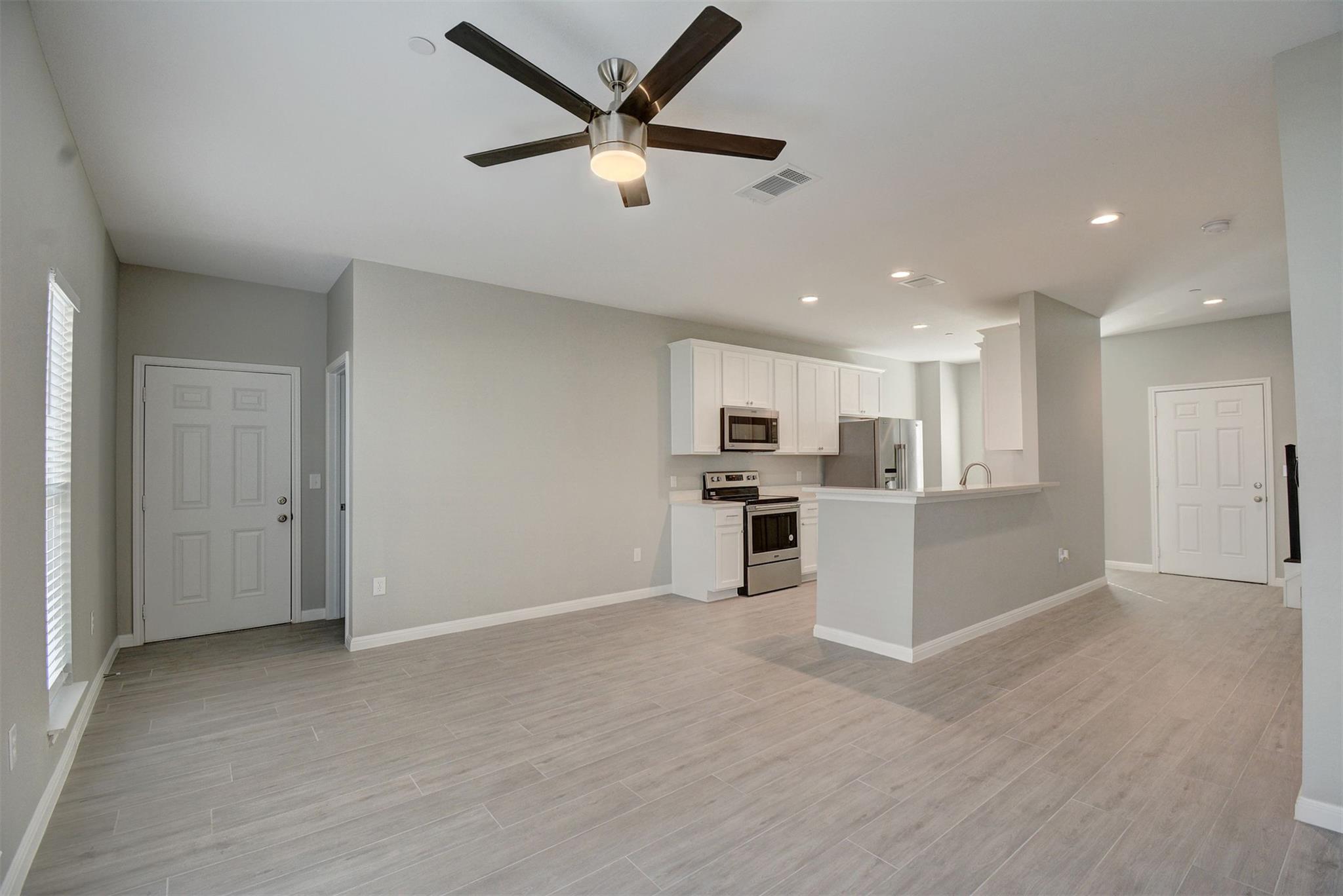 969 W Highway 71 None #5101 Property Photo 4