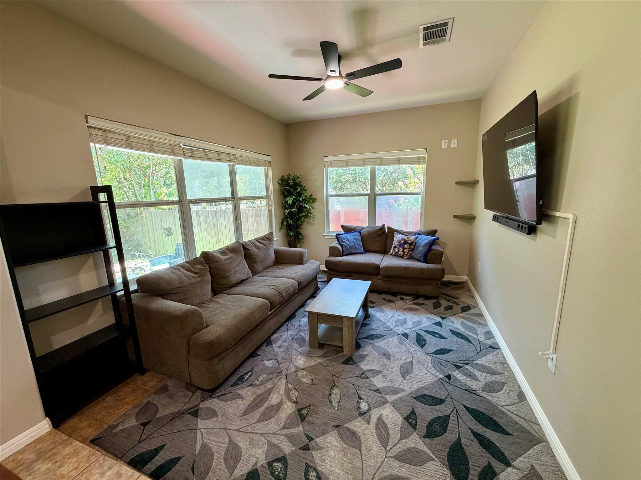 2704 Dagama Ct Property Photo 8
