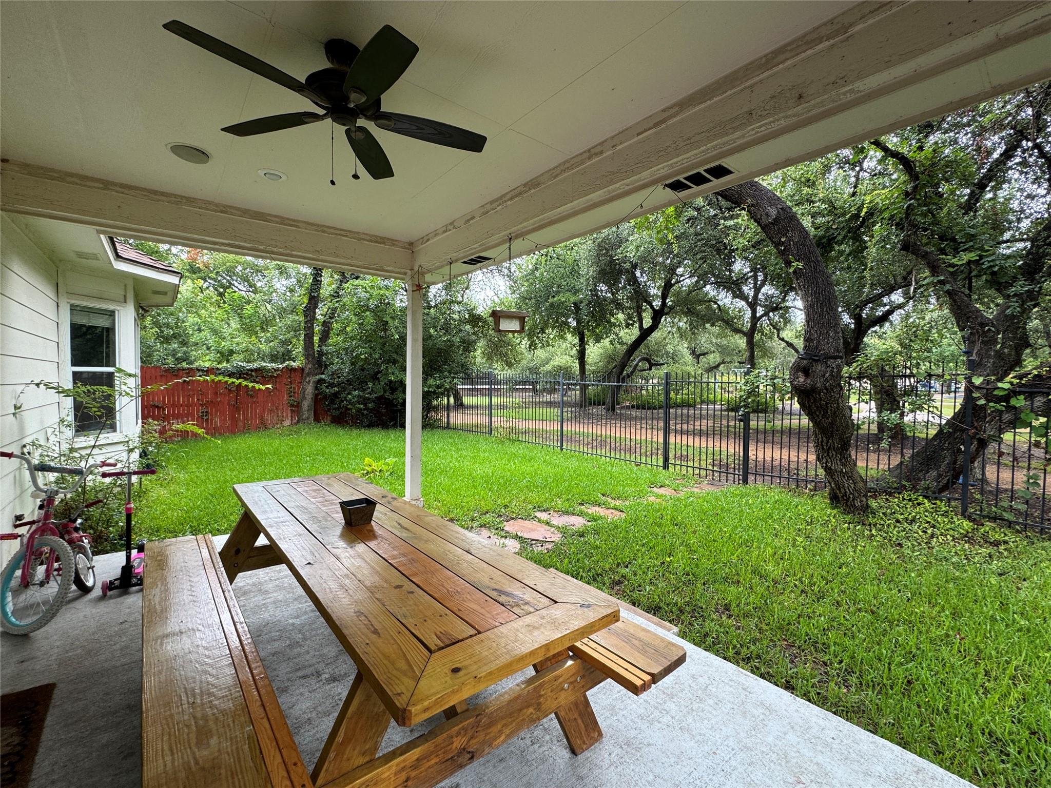 2704 Dagama Ct Property Photo 15