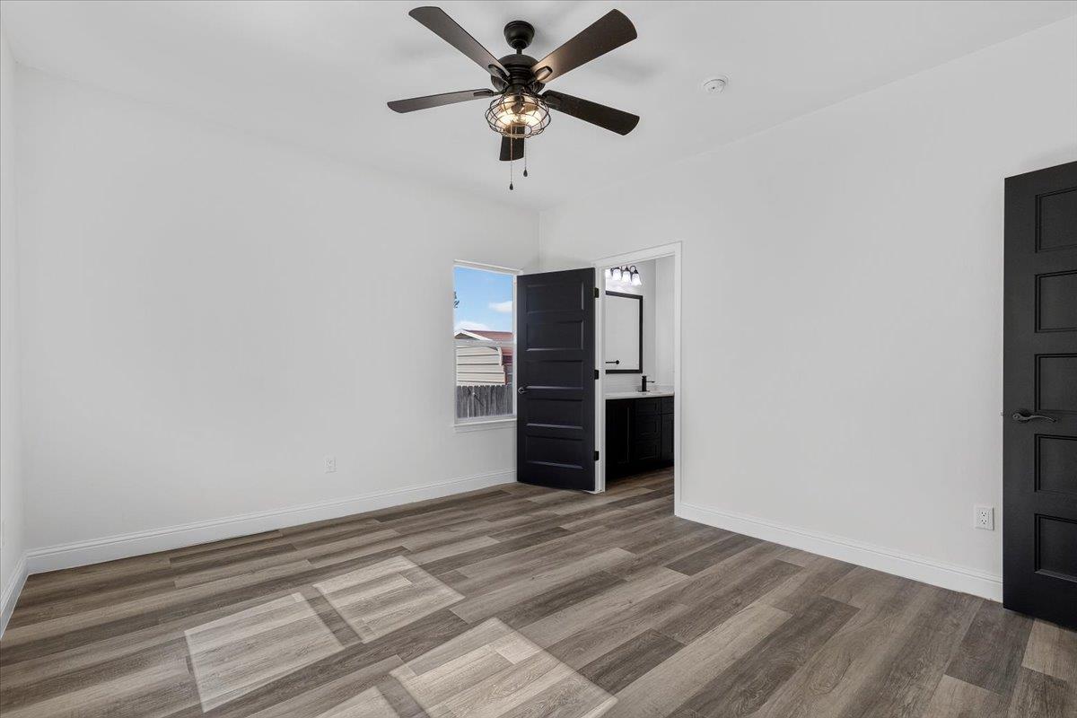 5283892 Property Photo 23
