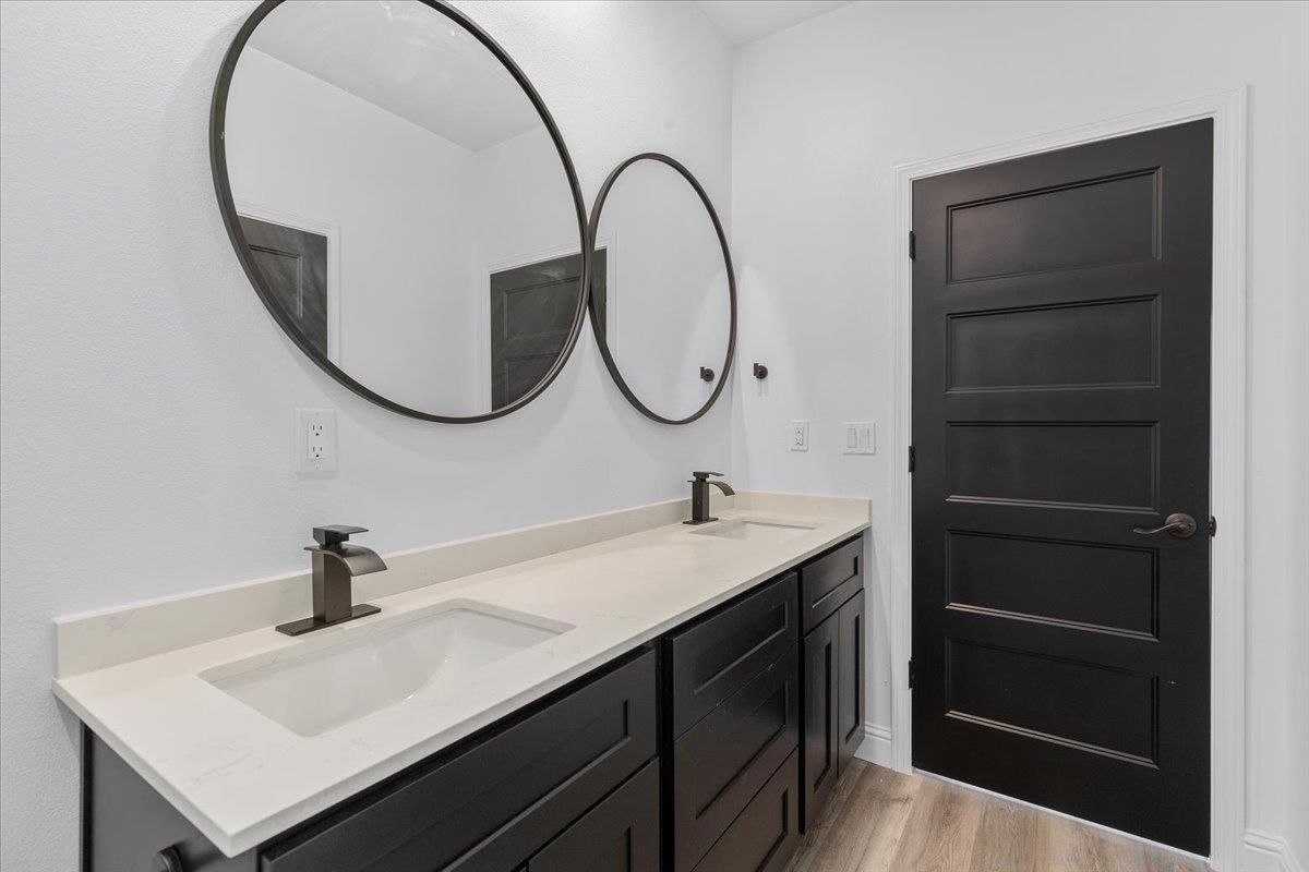 5283892 Property Photo 27