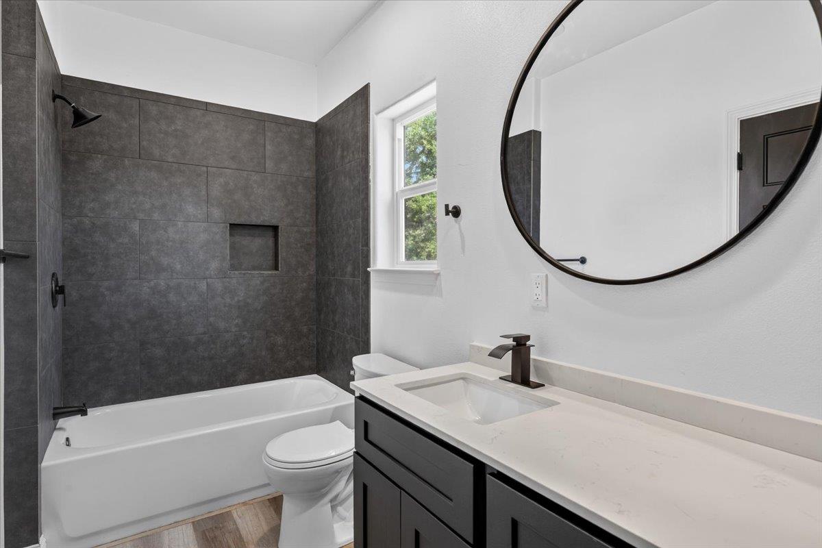 5283892 Property Photo 28