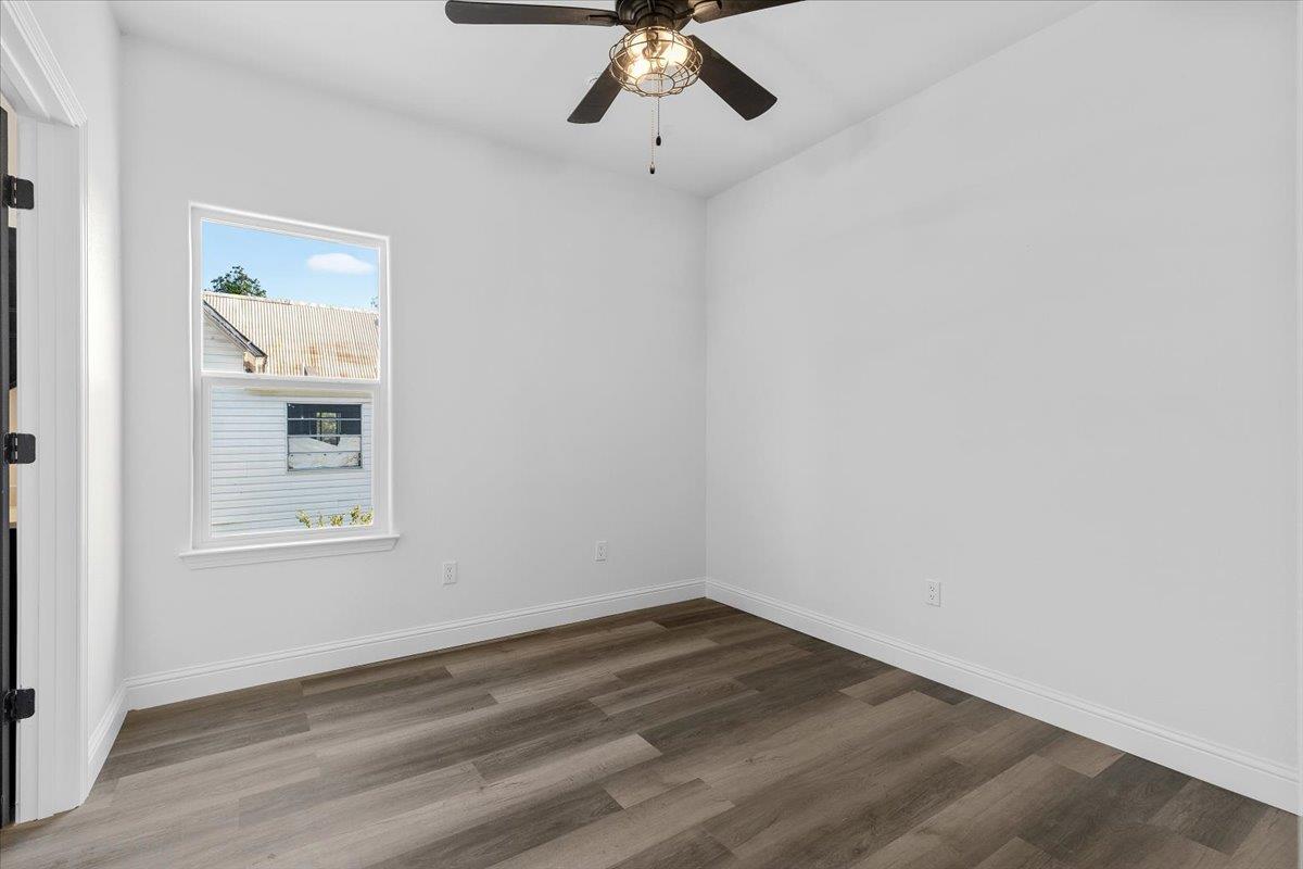 5283892 Property Photo 29
