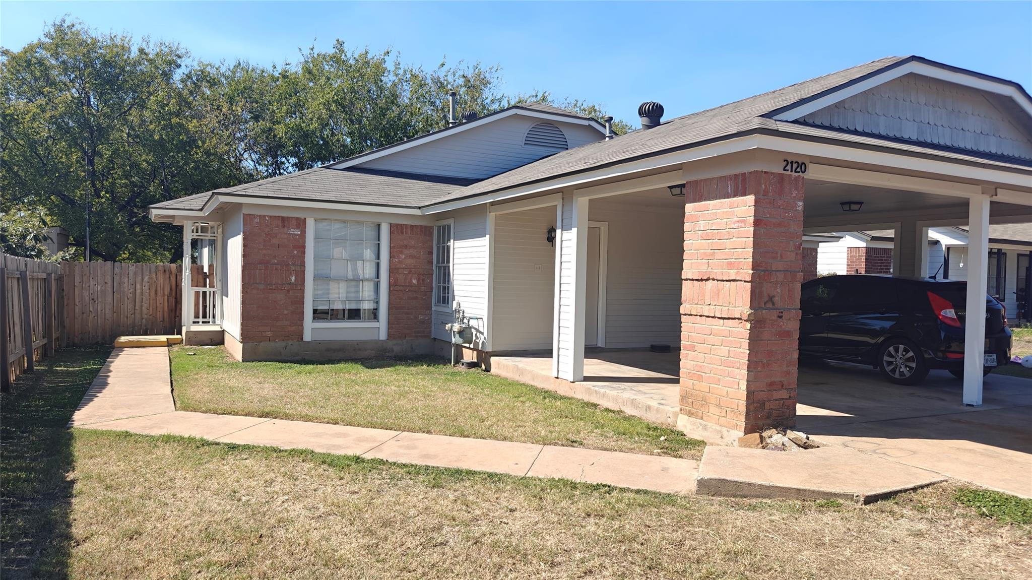 2120 Andover Dr #2120 Property Photo 1