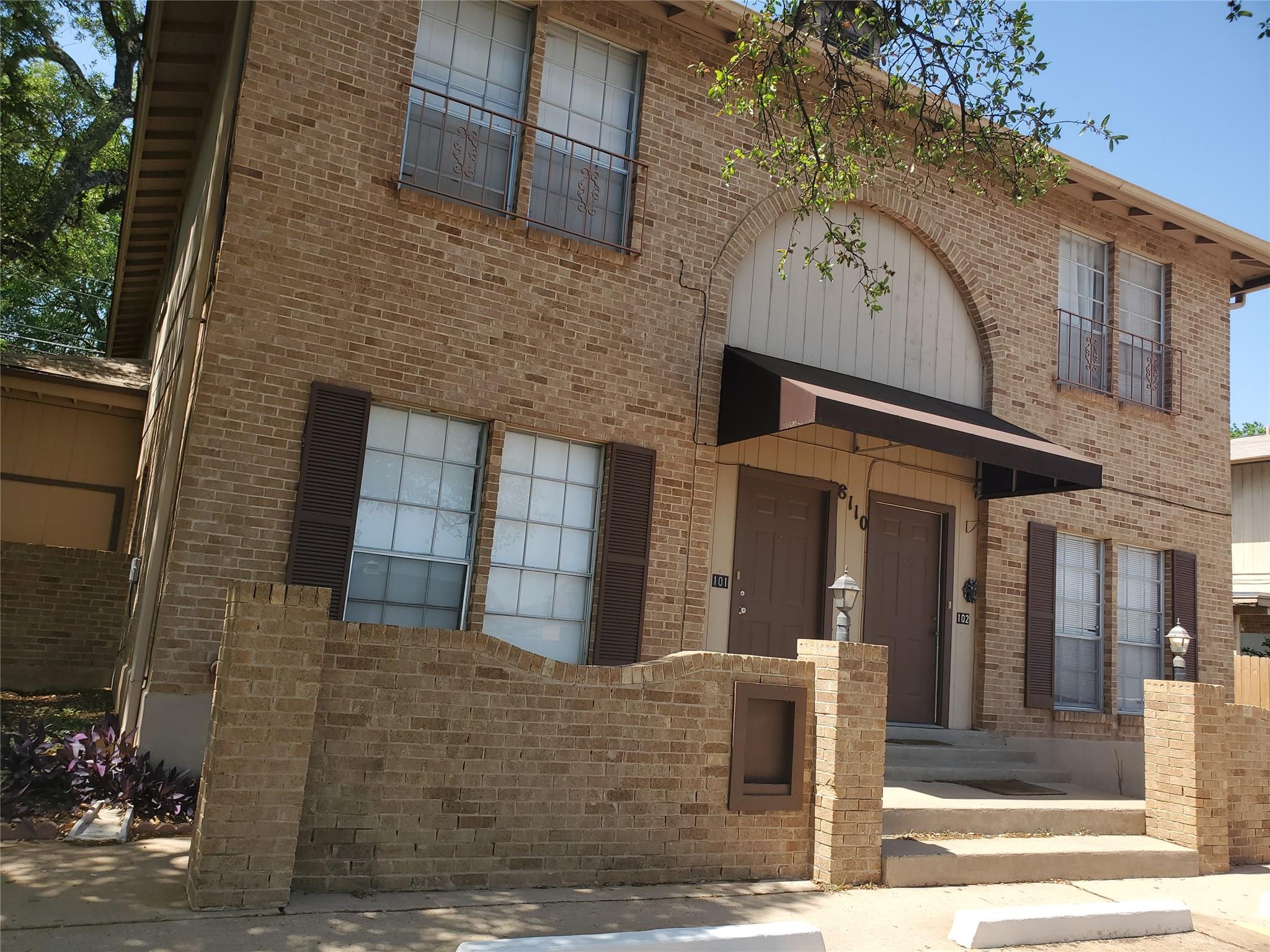 8110 Sonnet Ave 104 Property Photo 1