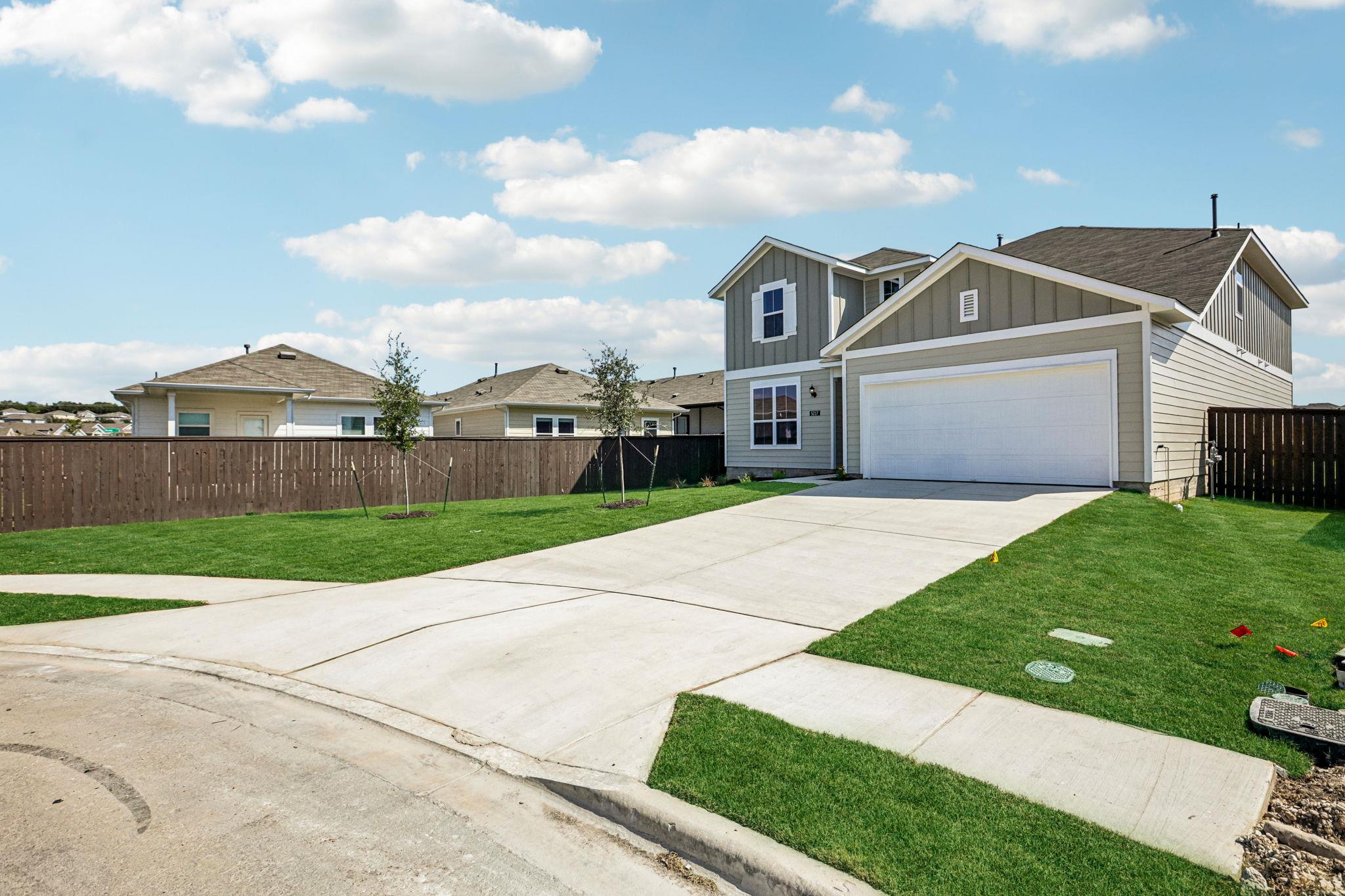 5217 Lomasso Dr Property Photo 4