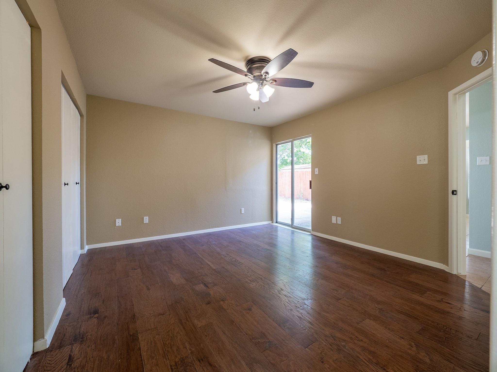 16829 Whitebrush Loop Property Photo 10